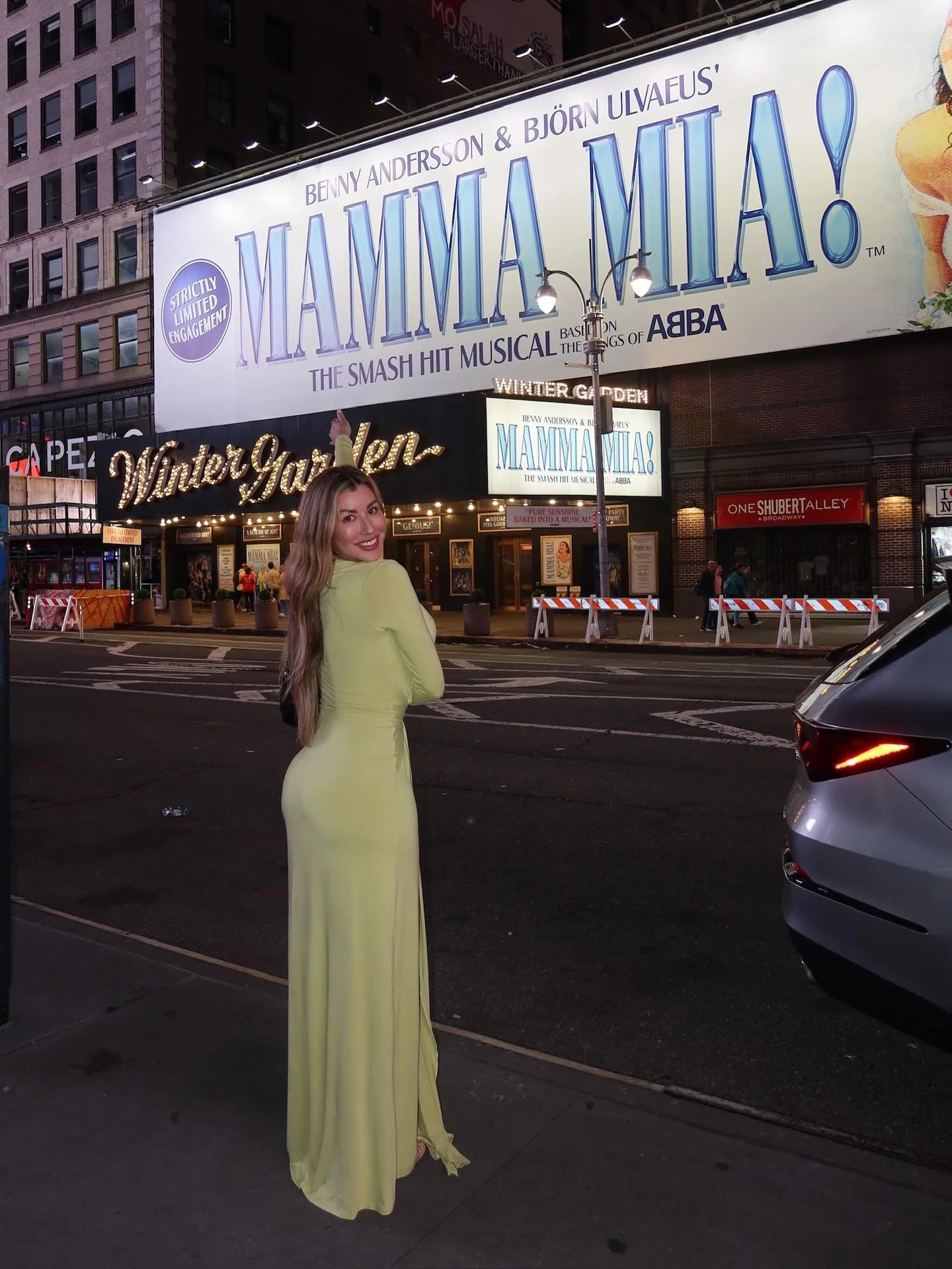 MAMA MAKOA 🙌🏽

So proud of YOU @makoanyc @broadwaycom

A memory of a lifetime with my loves 🥳❤️