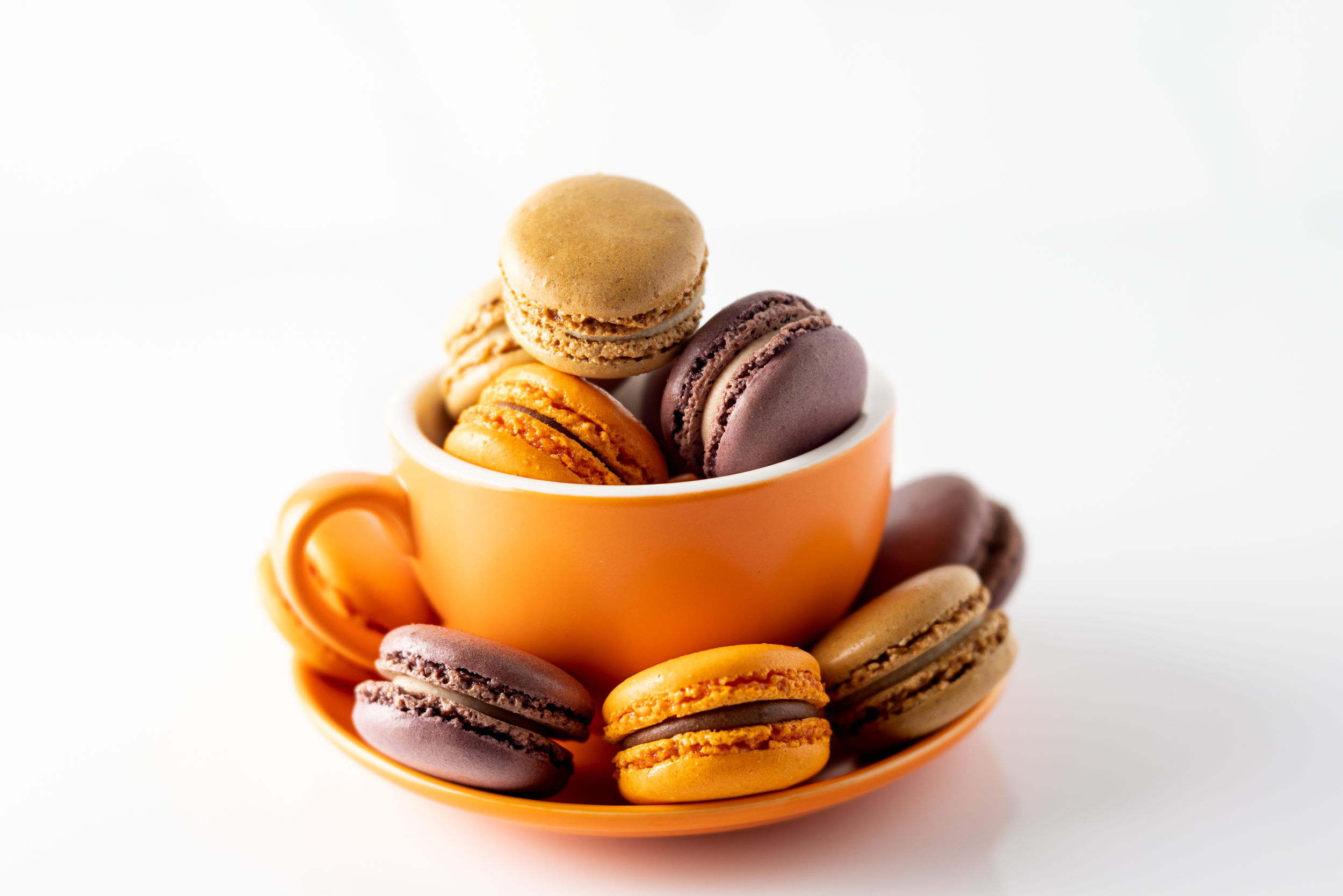 Macrons in a Cup.png