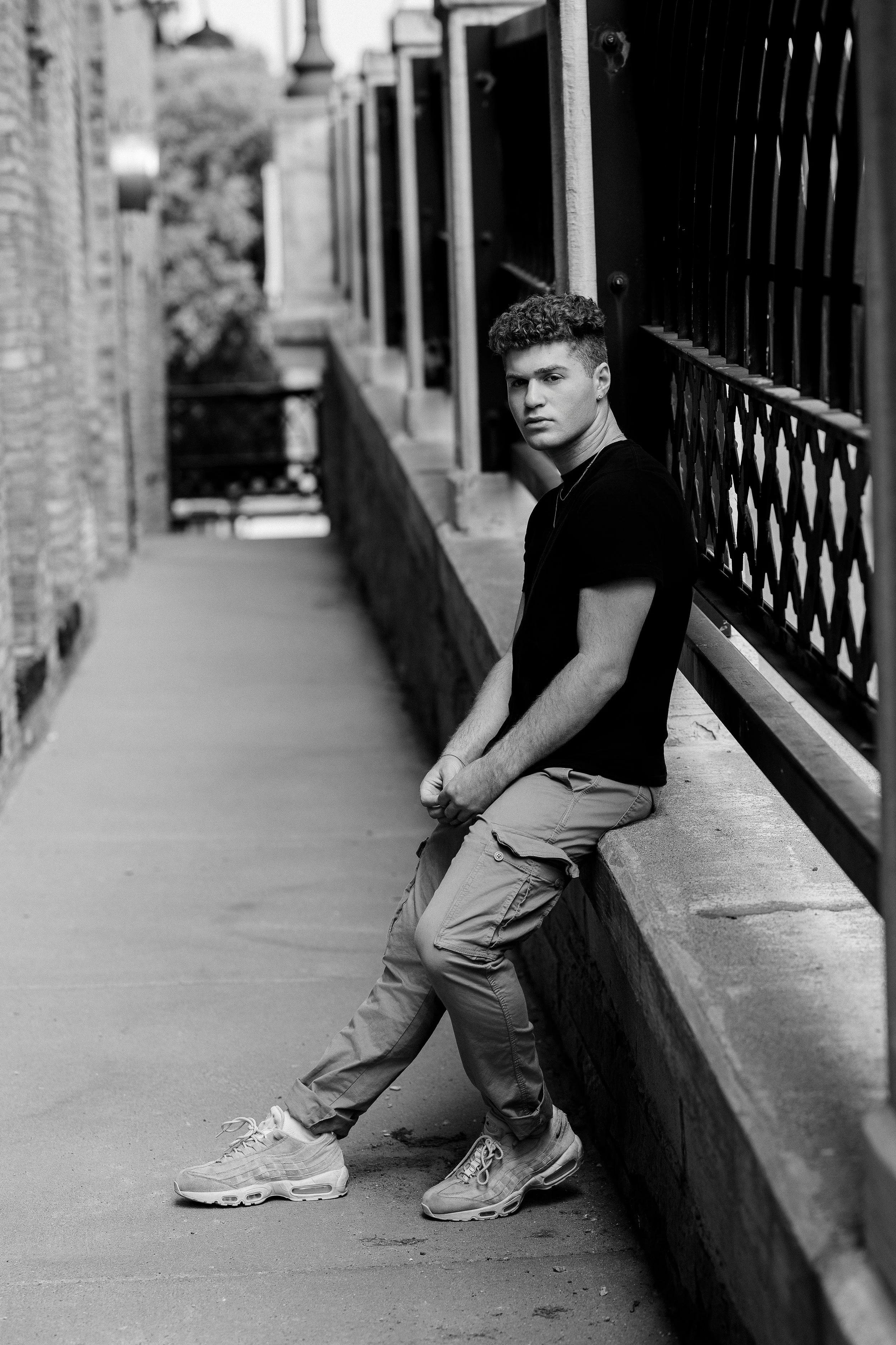 louis_senior_top_by_headshot_stories_9414.jpg