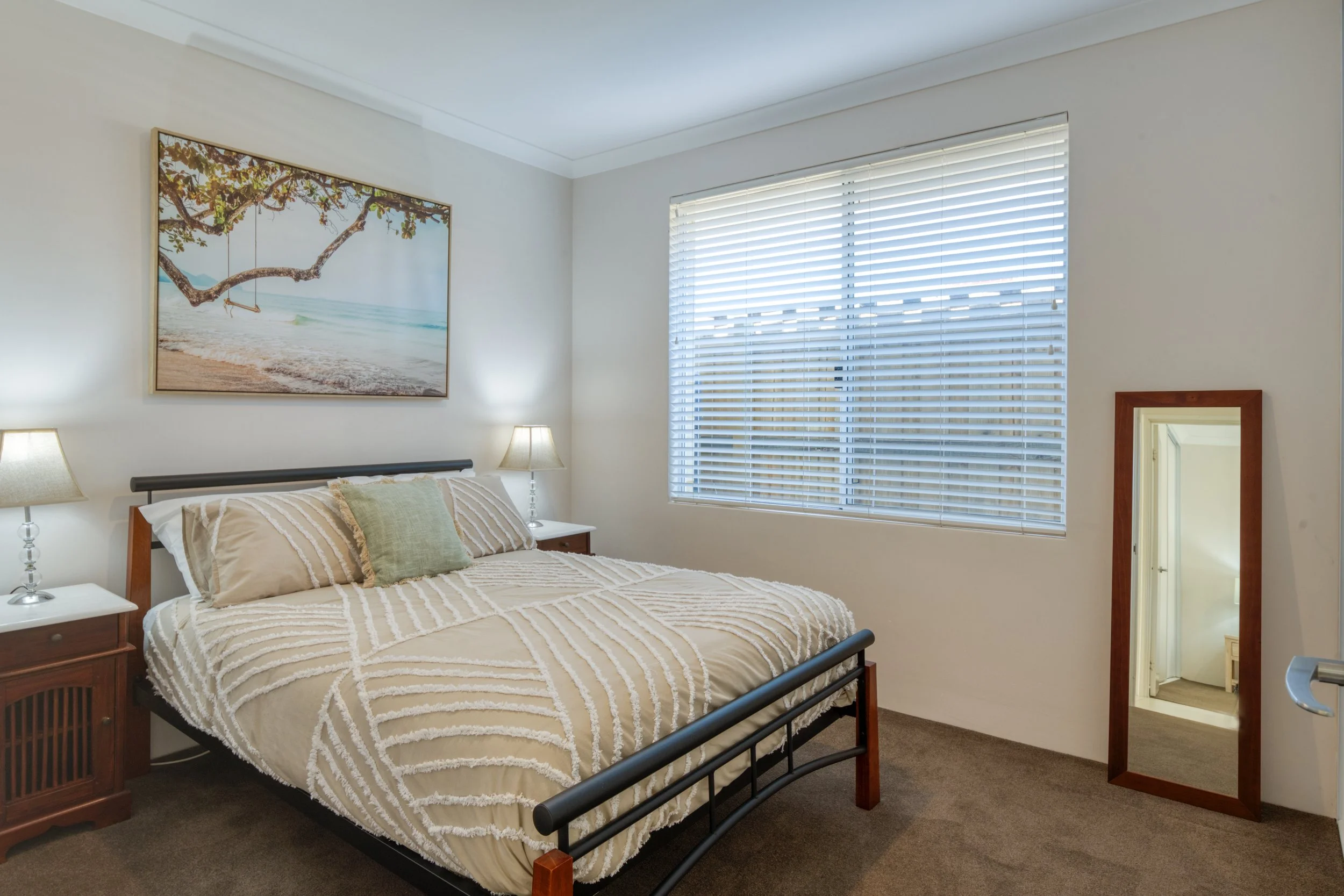 18 Cypress Connolly_2nd Bedroom_0033.jpg