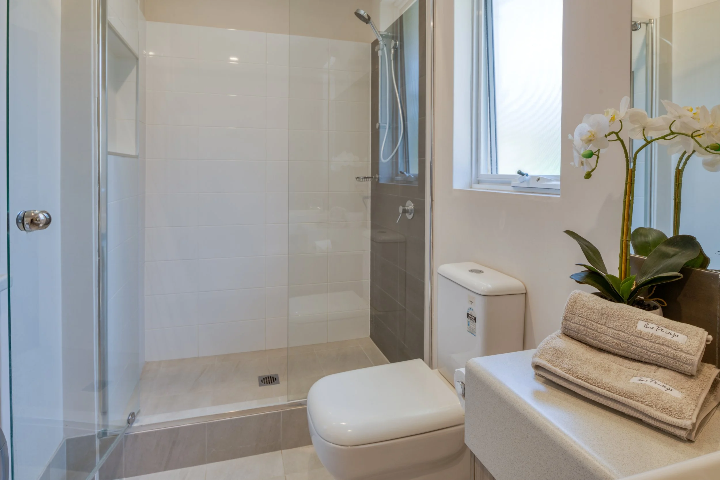 18 Cypress Connolly_BathRoom_0028.jpg