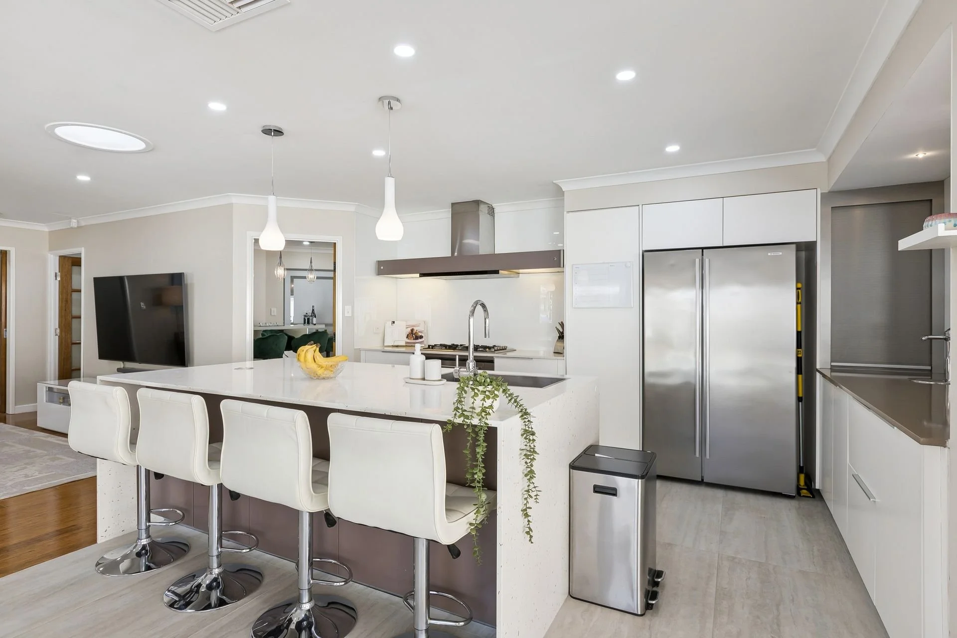 12 Aspendale Pl, Hillarys WA 02.jpg
