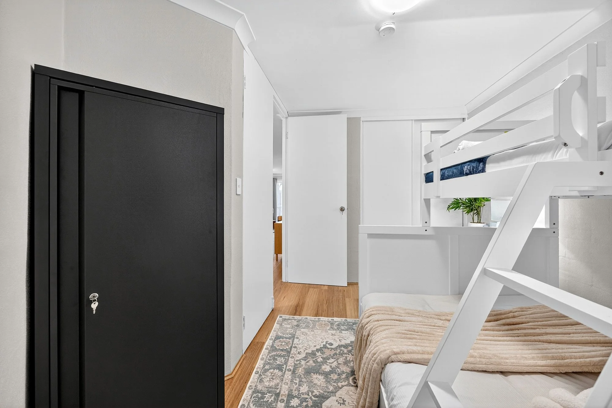 21_11 mcatee ct037.jpg