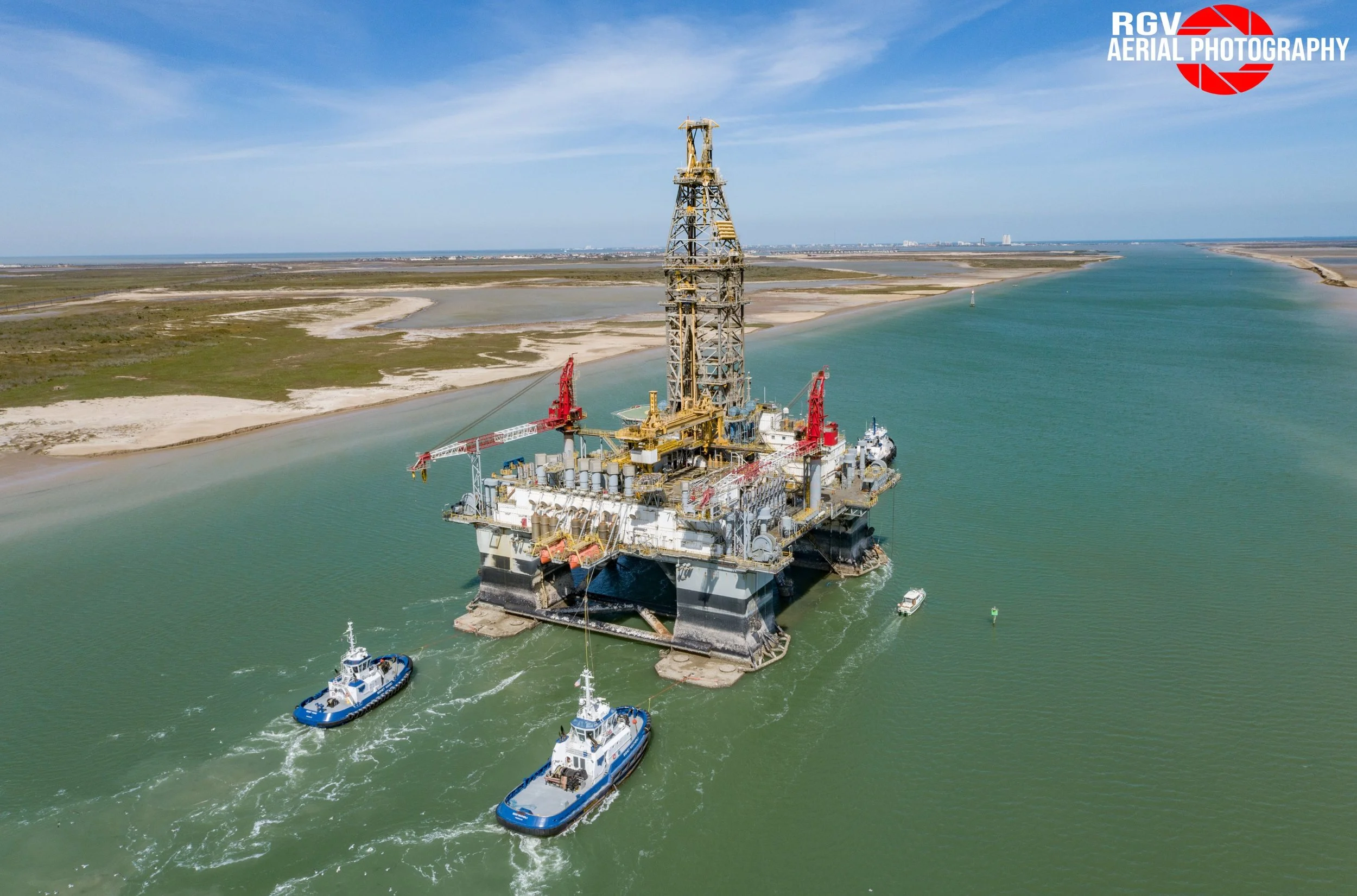 SpaceX vende las plataformas petrolíferas Phobos y Deimos