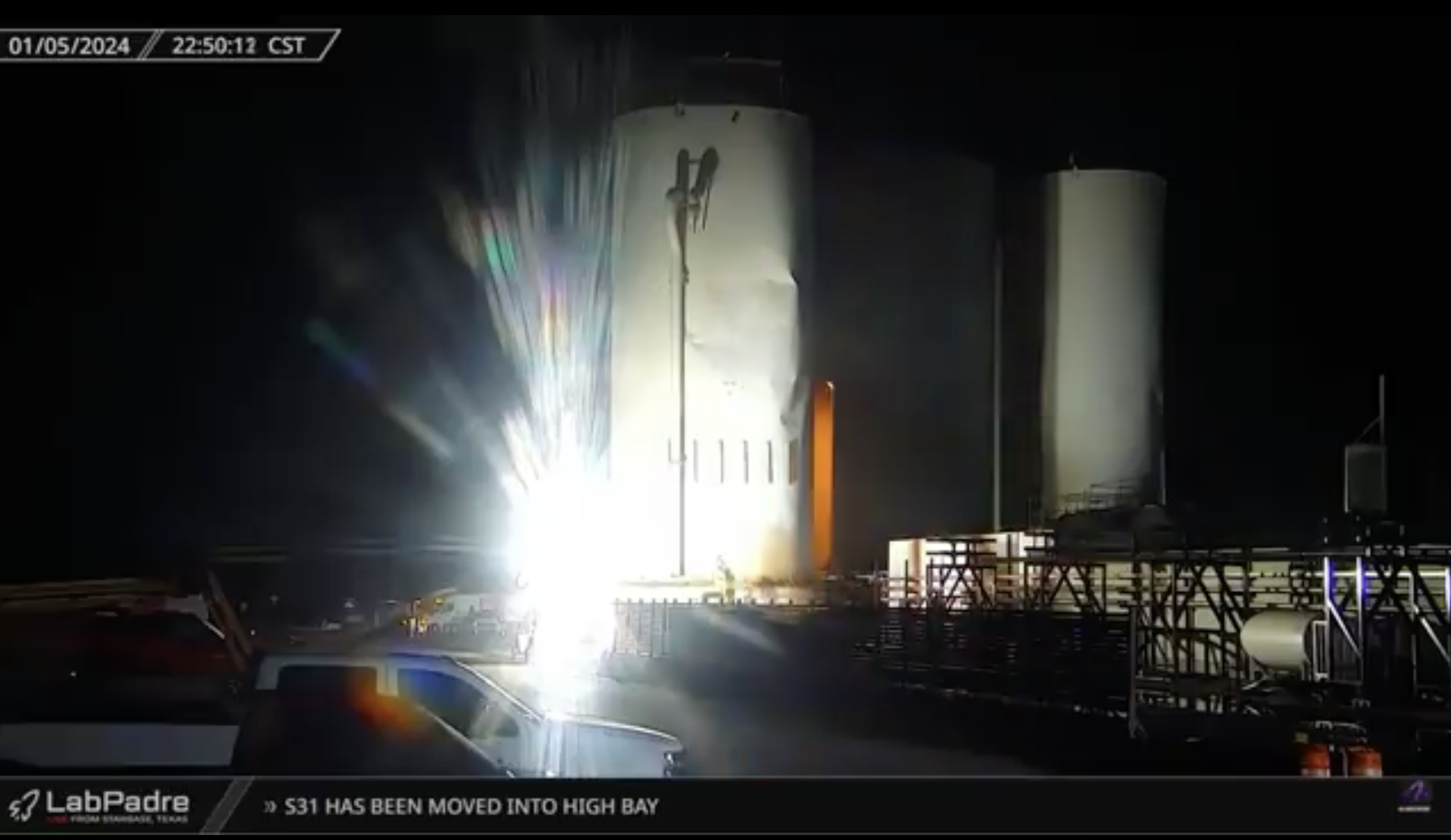 Cubierta del segundo tanque destruido