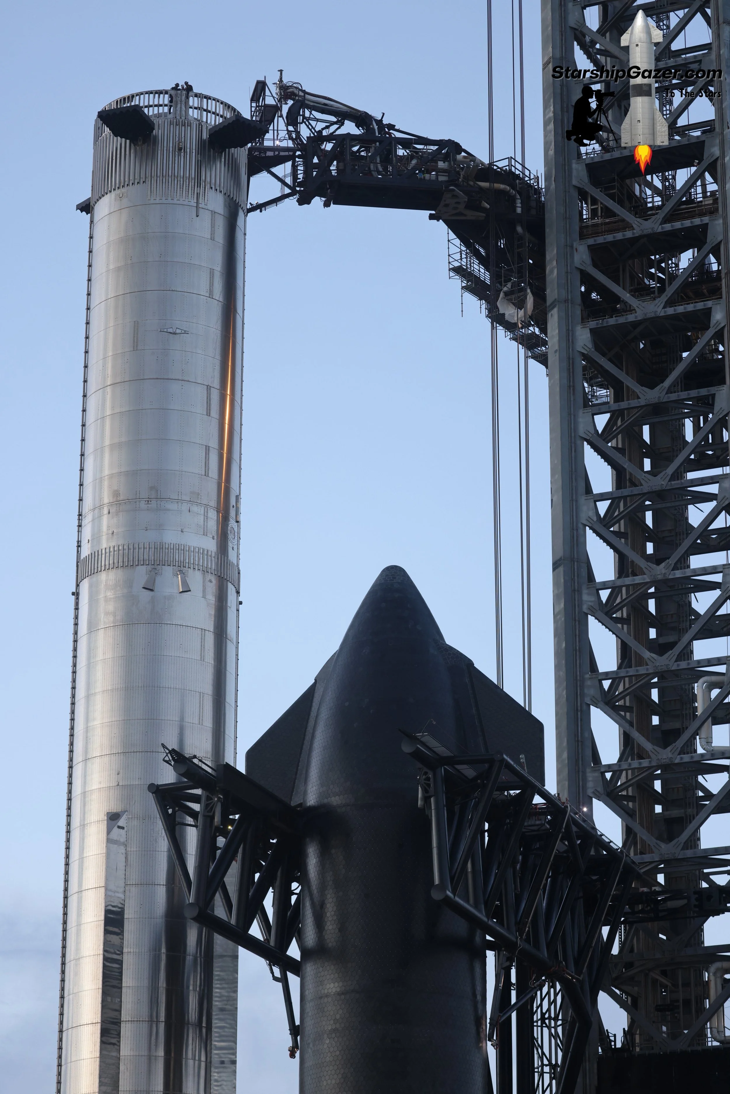 Ship 28 y Booster 10 son desapilados 