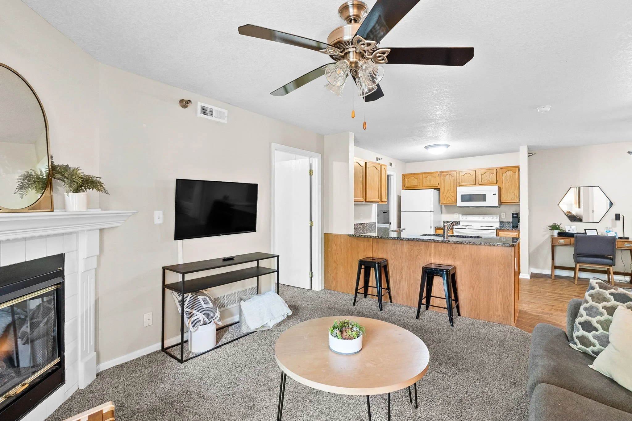 PCA - 7103 - 092023 - 3.jpg