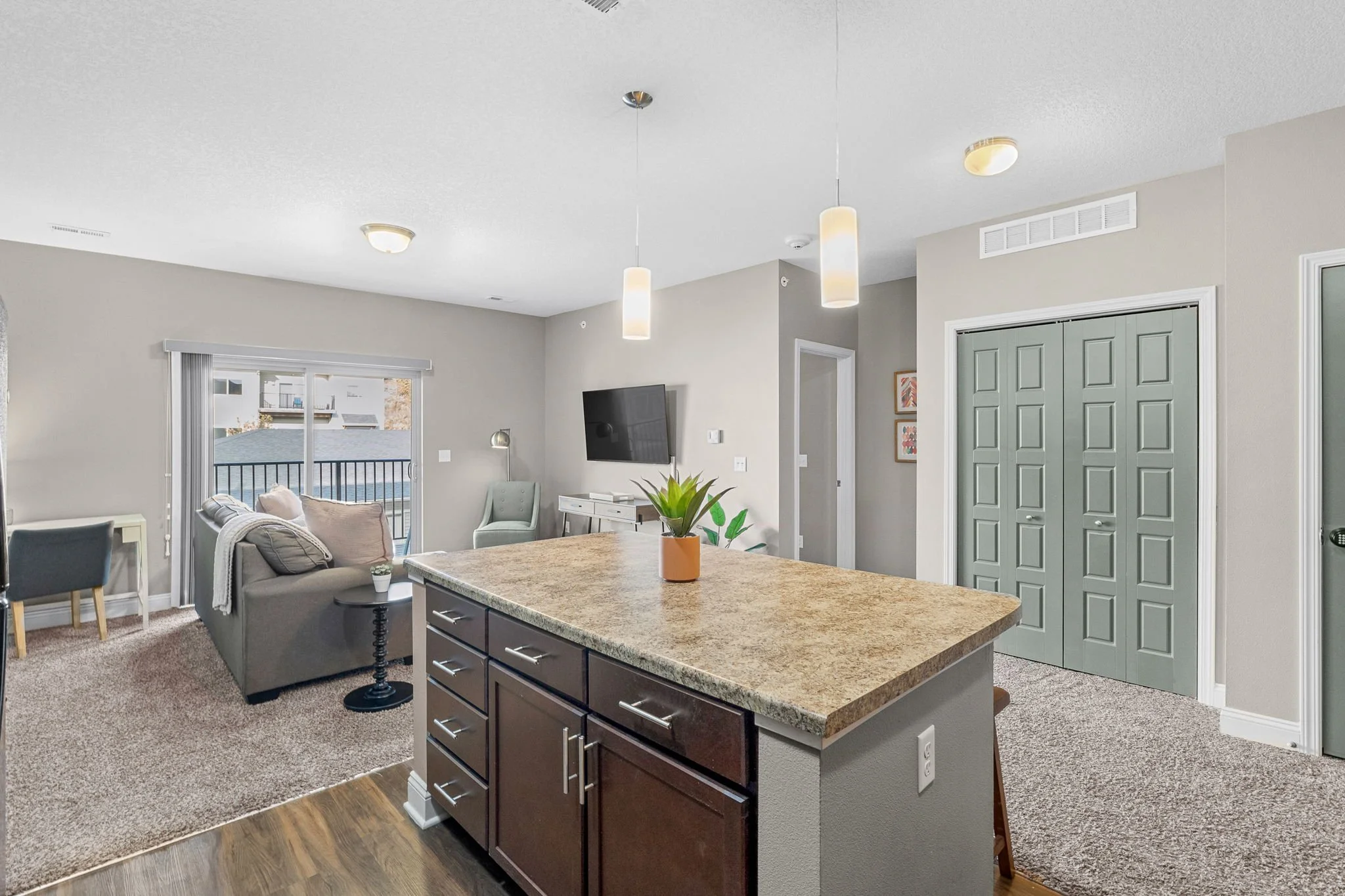 CJC-SM - 4206 - Malee - 5.jpg