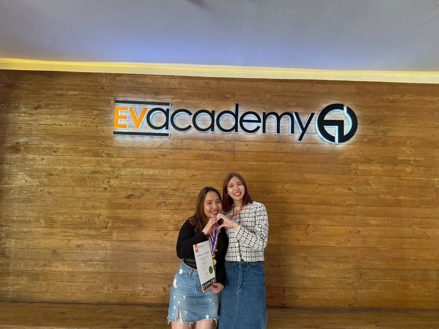 น้องเอิน เรียนภาษาที่ EV Academy ที่เซบู ไปกับ CTM Consulting 