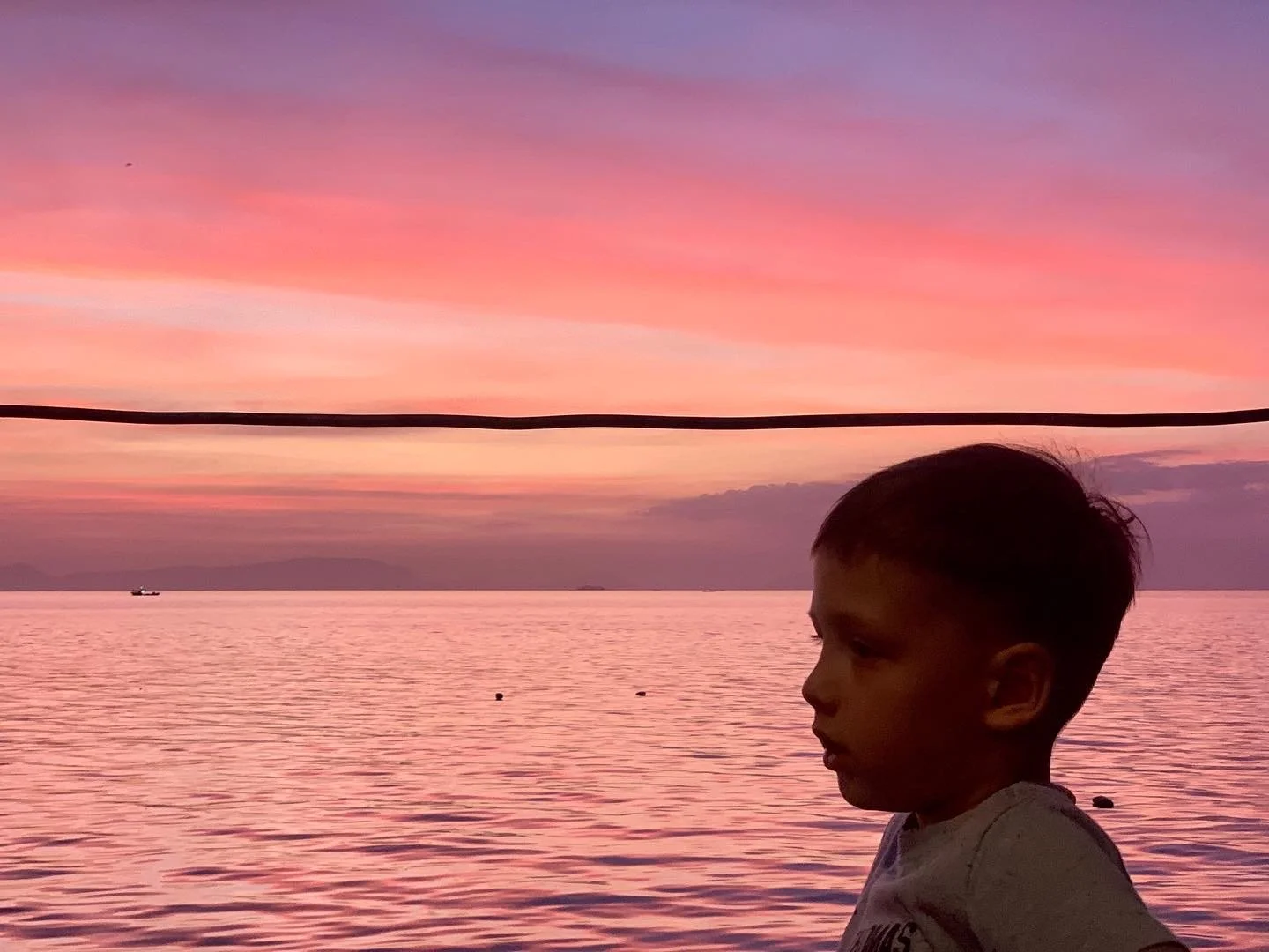 Finding Stillness: The Luxury Resort vs. The Cheap &amp; Cheerful Hideaway