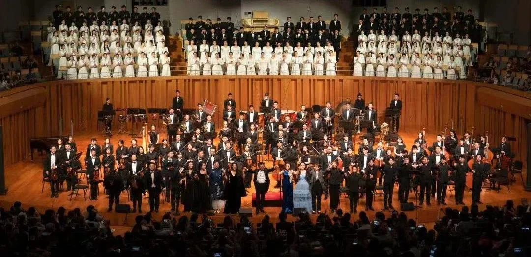 Xincao Li and China Conservatory Symphony Orchestra, Beijing, China