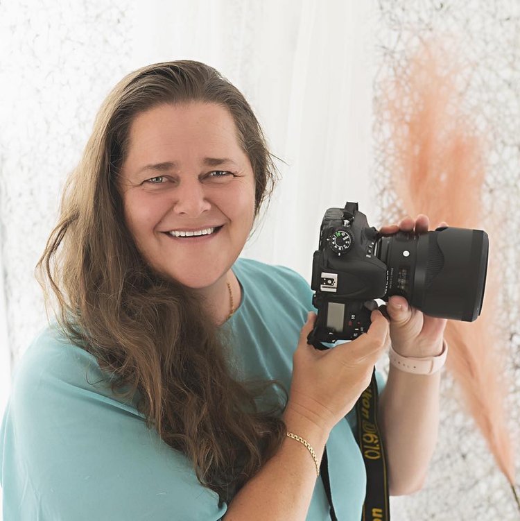 Meet the photographer Marianne Wuthrich Newborn Magic Photography