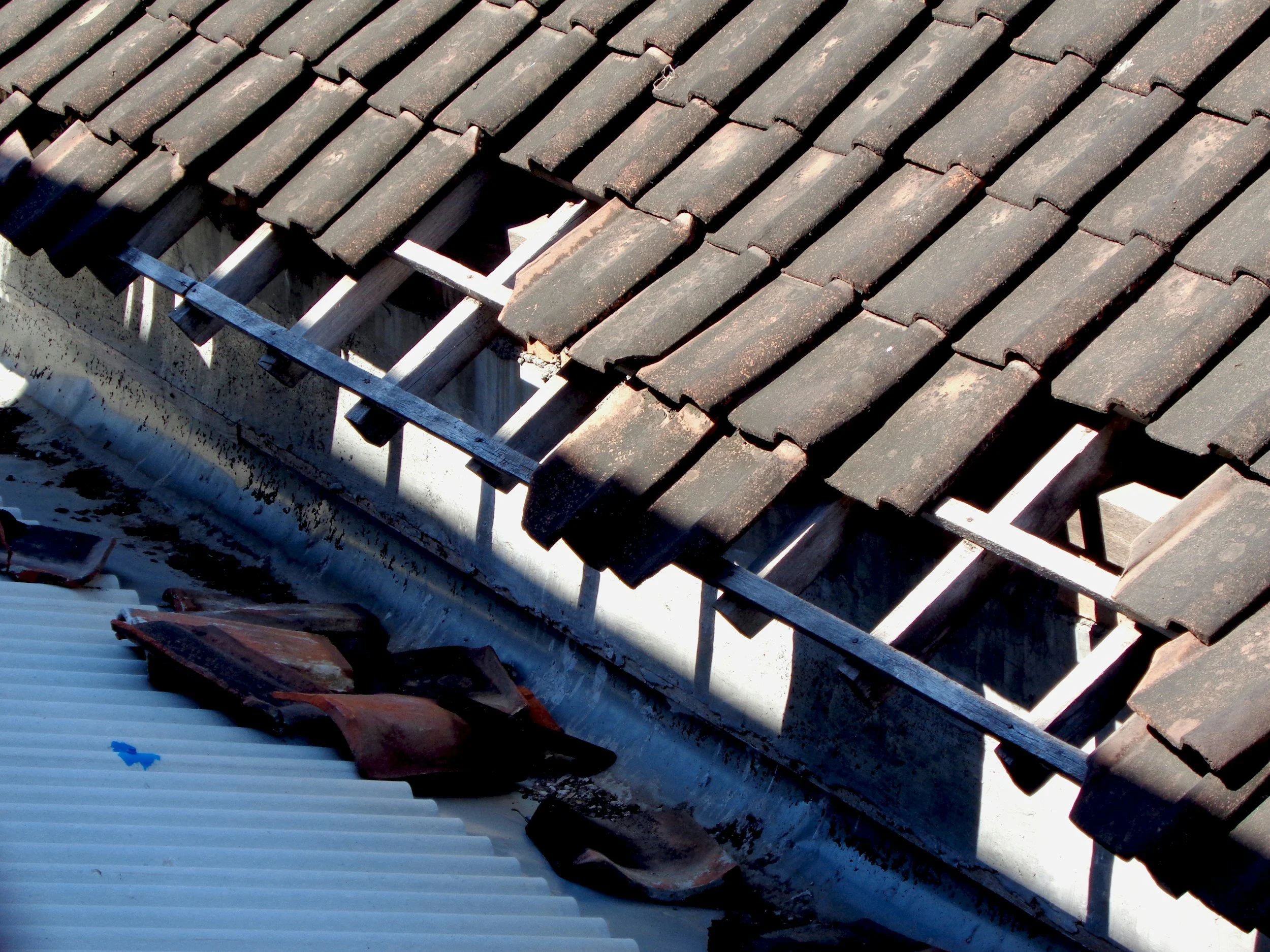 Why Cornwall's Coastal Weather Makes Regular Roof Inspections Essential 