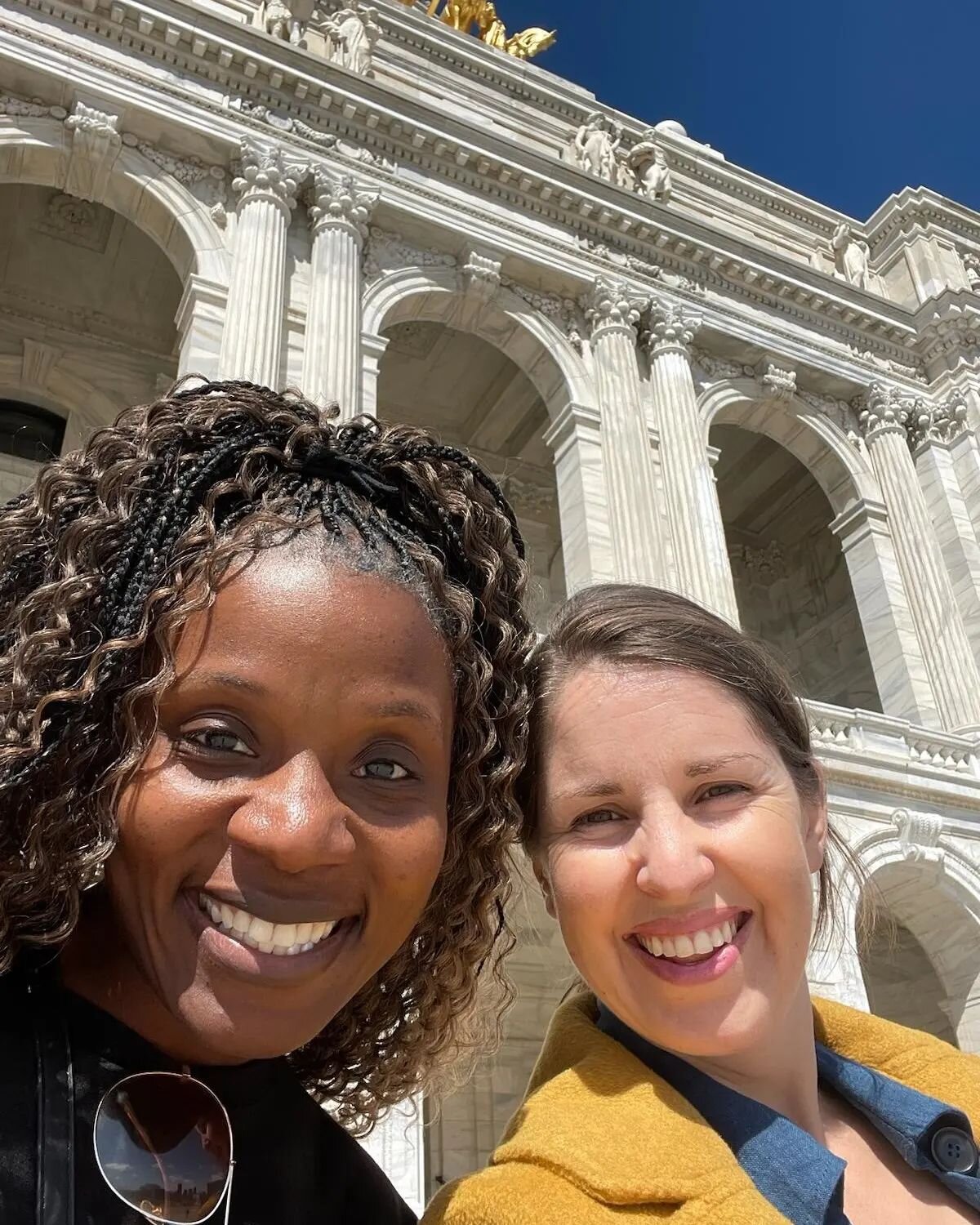 2nd week of being a full-time entrepreneur started off by joining @mainstreetalliance_  at the Capitol! Speaking with our legislators about how important it is to pass the The Paid Family &amp; Medical Leave Bill for small business owners was a great