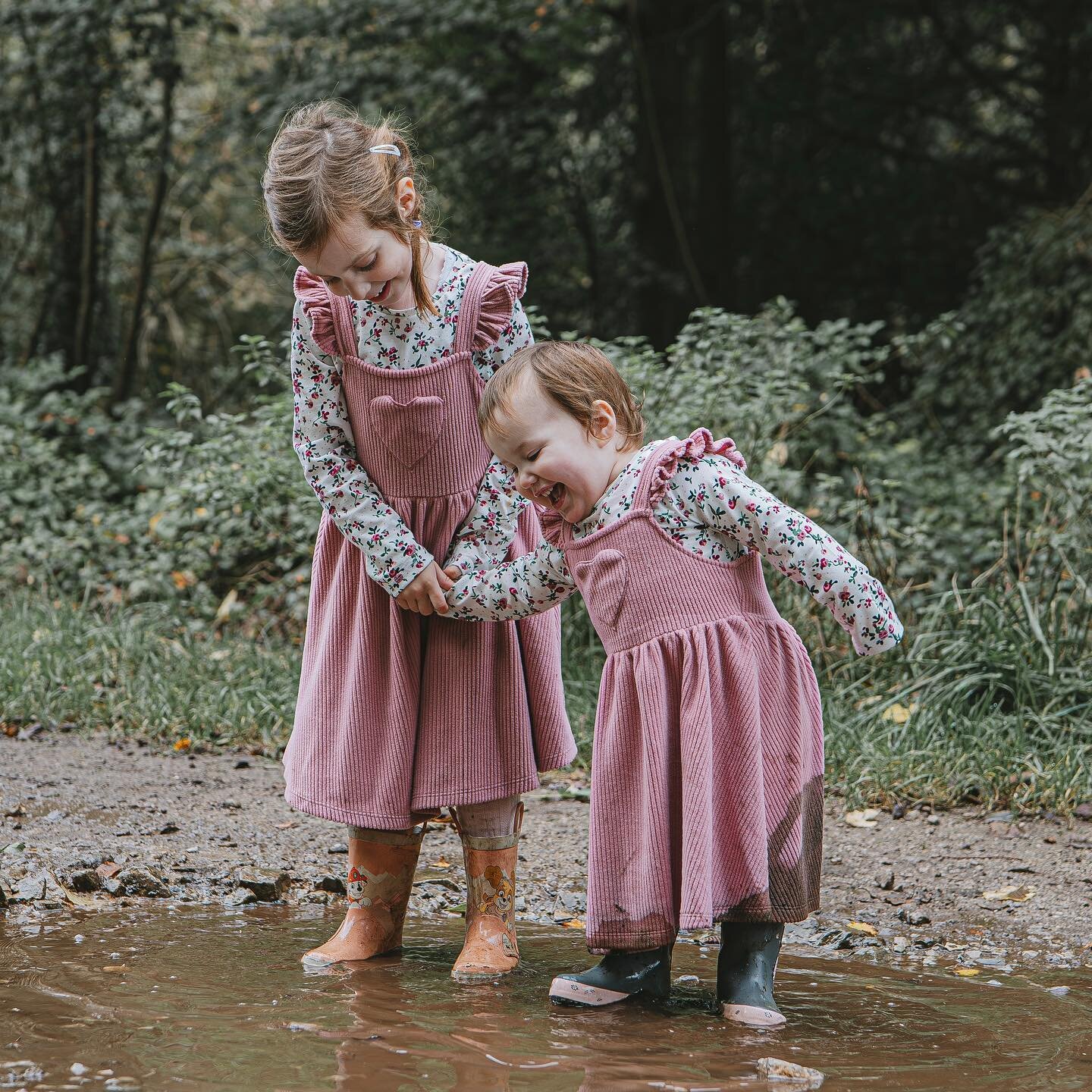 Shipton Family &bull; It was a huge honour capturing this beautiful family at Weston Woods this week. Unfortunately they&rsquo;ve had bad experiences with previous photographers, so me being me, I had to change their view and show them what a good ph