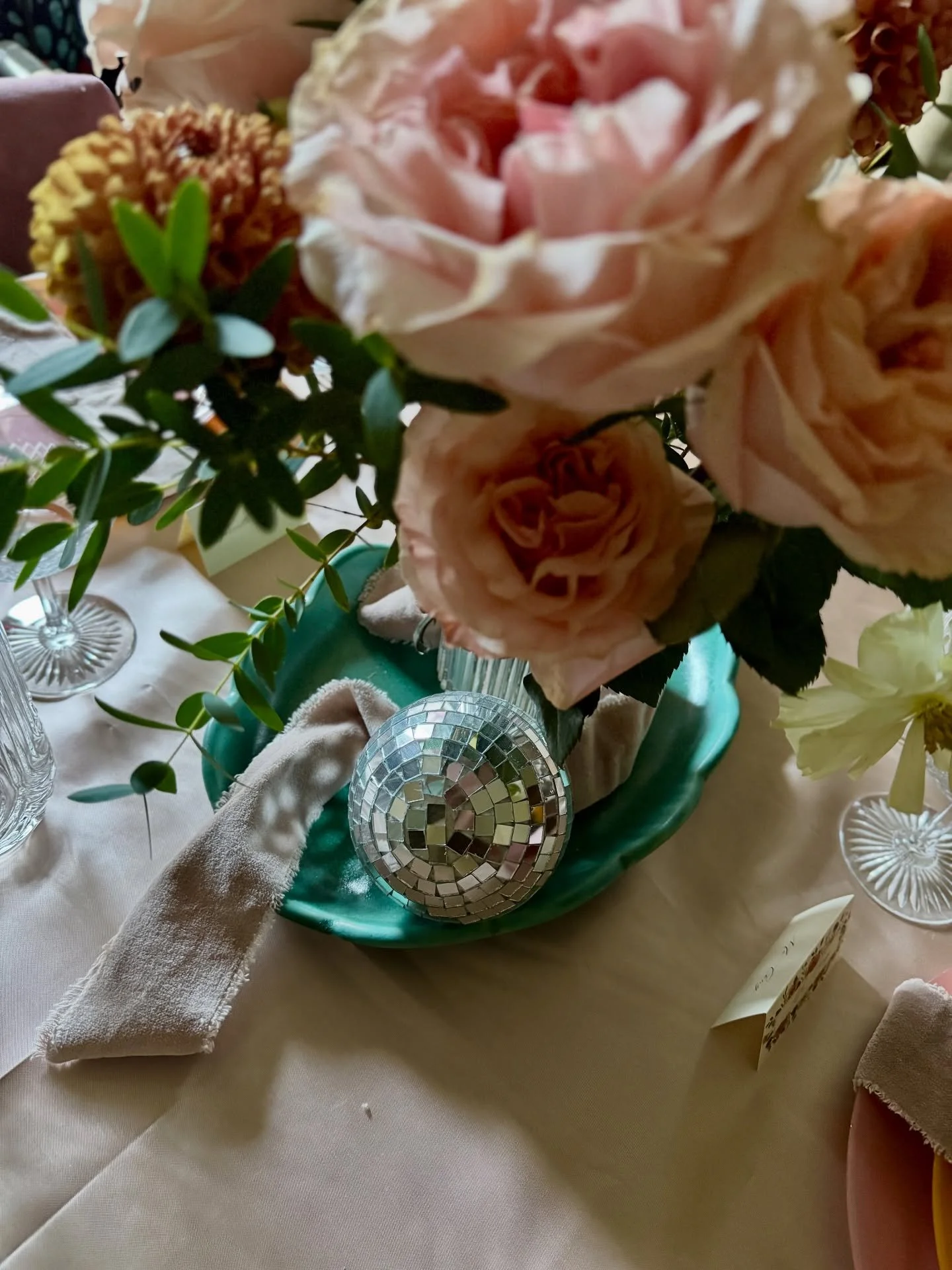 The fall equinox reminds us to take stock of all that we&rsquo;re grateful for&mdash;and to put abundance back out into the universe. This season, we&rsquo;re especially thankful for our incredible Tulsa community, our wonderful clients, and the chan