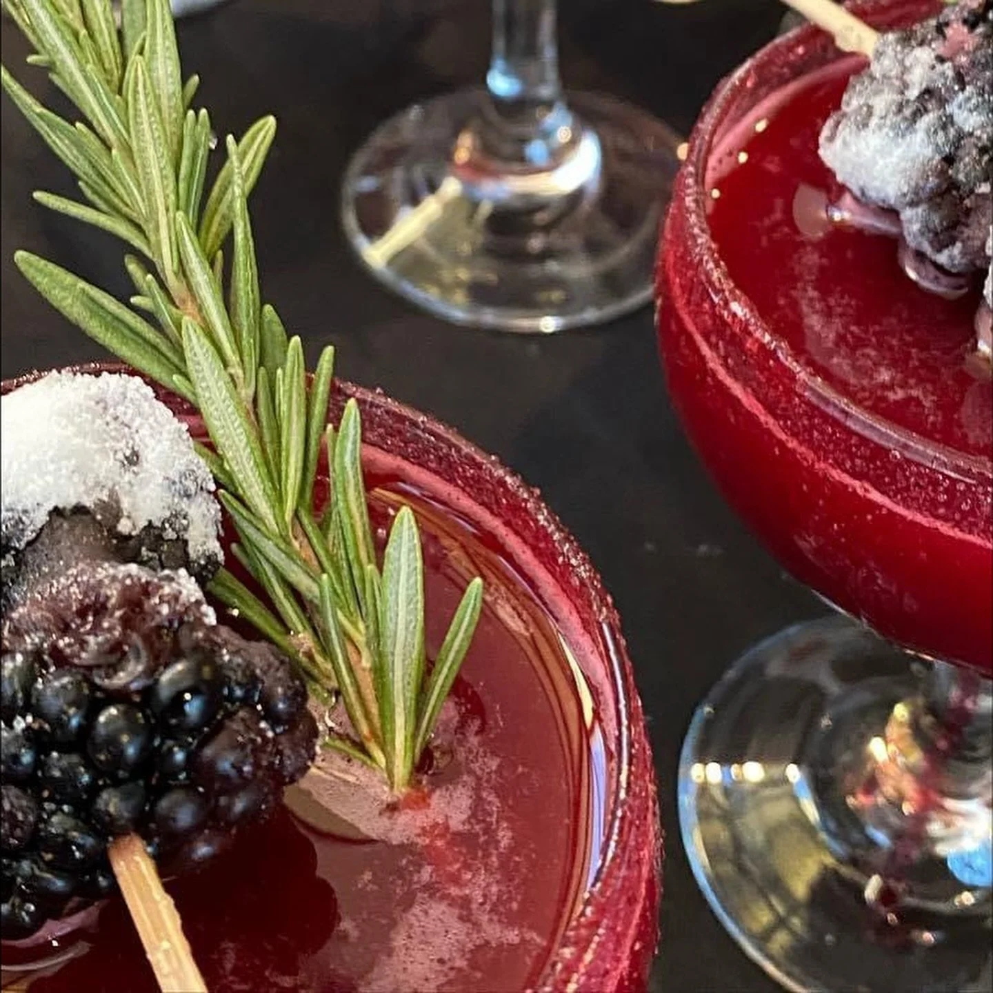 Celebrate beautifully. ✨ Whether you&rsquo;re hosting a corporate gala, or intimate client dinner, this holiday season, let KE Events take care of the details so you can focus on enjoying the moment. 

Let&rsquo;s make spirits bright together!

#tuls