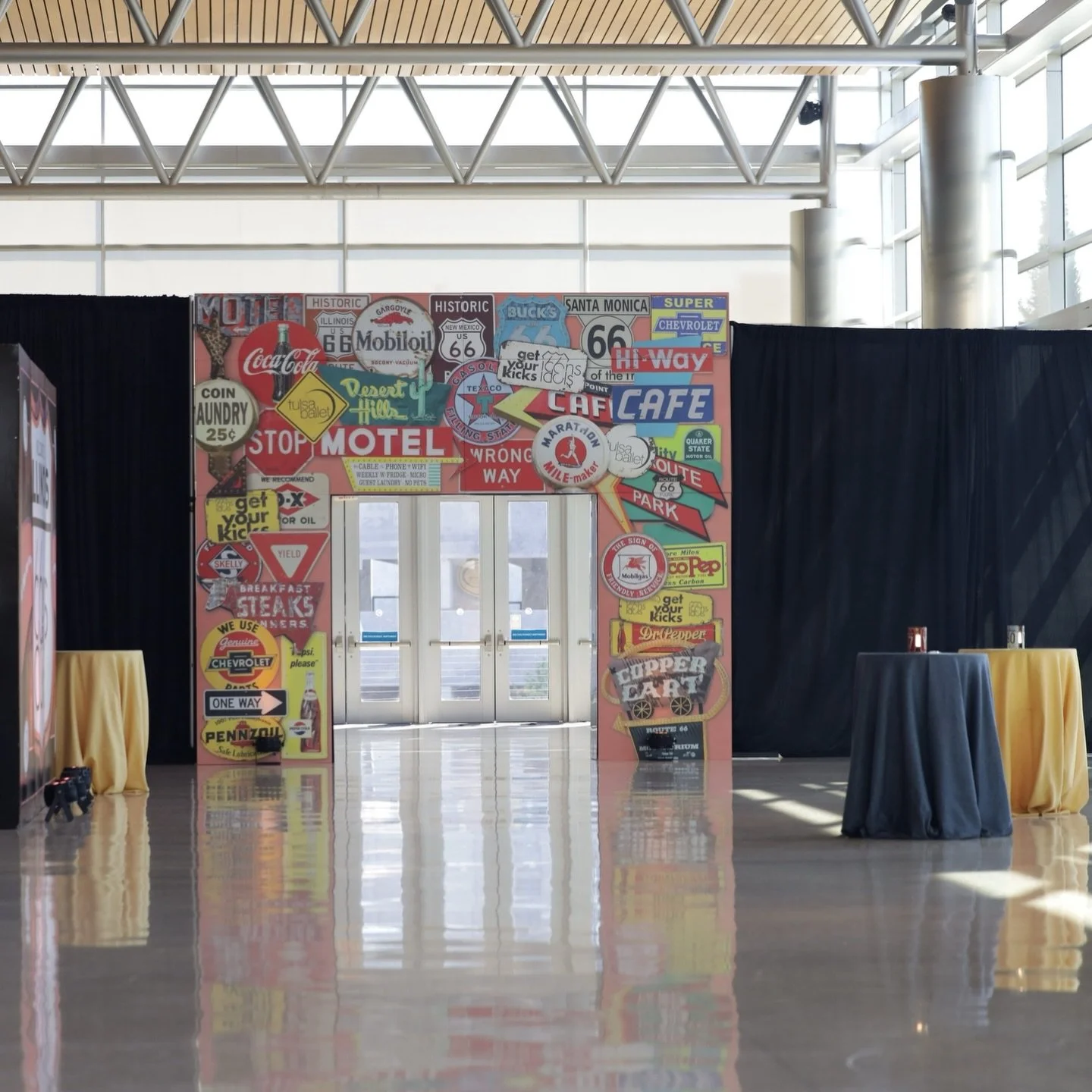 A couple of weeks ago, I was back in the thick of it with @tulsaballet for their Icons &amp; Idols gala! 🩰 This was my 9th time working on Icons, and it might just be my favorite one yet.

The Route 66 theme for the centennial? Total genius.⛽️ I&rsq