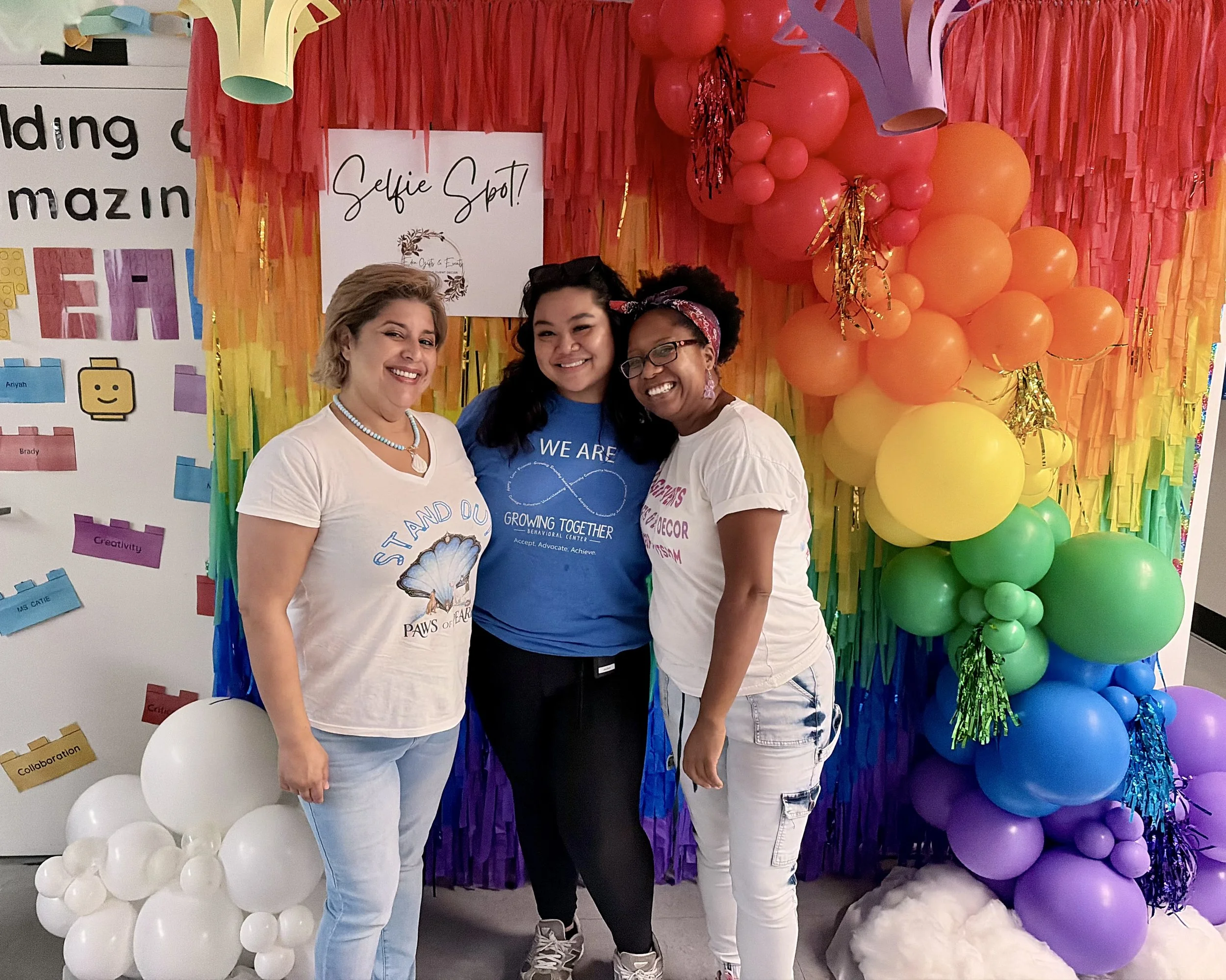 Eden Gifts & Events is Jacksonville's premier destination for custom gifts and event styling. We offer unique, tailored gifts, stunning event backdrops, and breathtaking balloon installations—including garlands, arches, columns, and marquee displays.