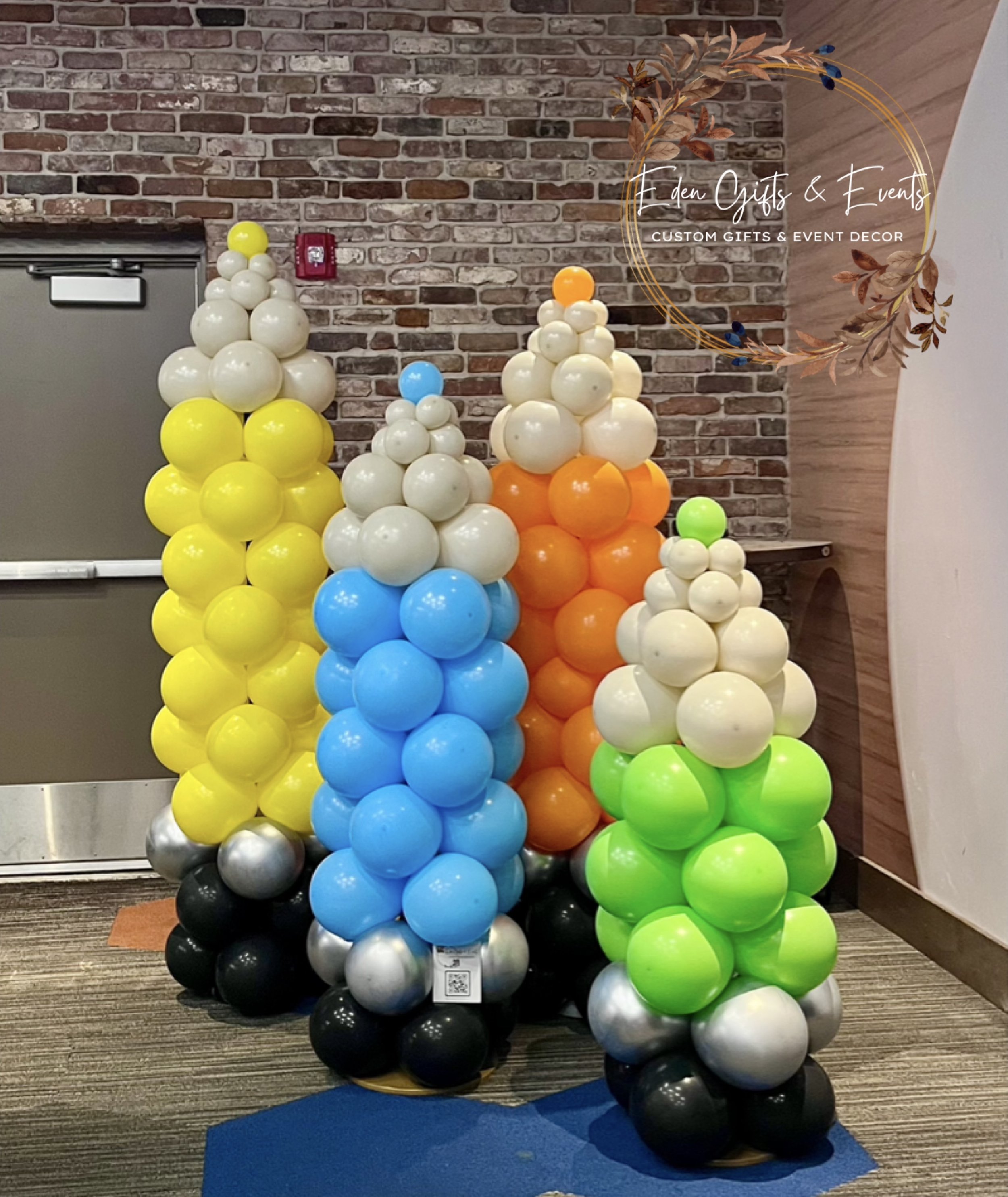 Eden Gifts & Events is Jacksonville's premier destination for custom gifts and event styling.  We offer unique, tailored gifts, stunning event backdrops, and breathtaking balloon installations- including garlands, arches, columns, and marquees.  All 