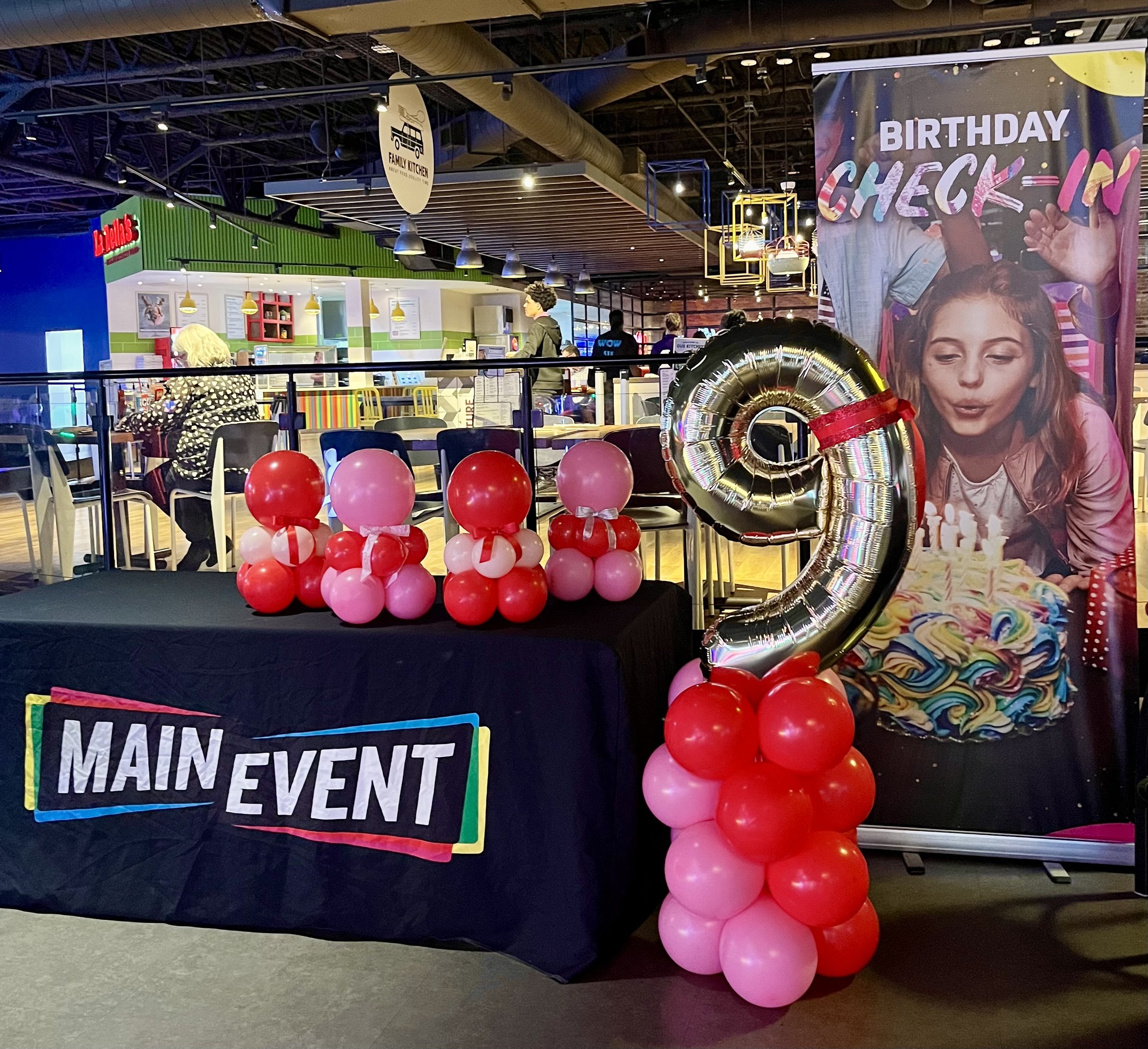 Eden Gifts & Events is Jacksonville's premier destination for custom gifts and event styling.  We offer unique, tailored gifts, stunning event backdrops, and breathtaking balloon installations- including garlands, arches, columns, and marquees.  All 