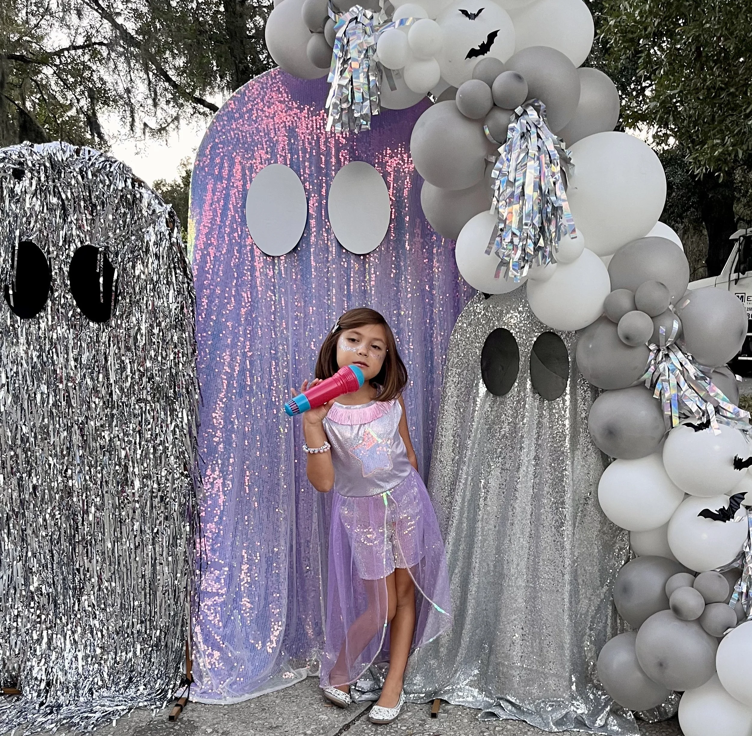 Eden Gifts & Events is your go-to destination for stunning event backdrops, fringe garland, and balloon garland, columns, and marquees. We offer local delivery and FREE pick-up options. Request your FREE quote today!