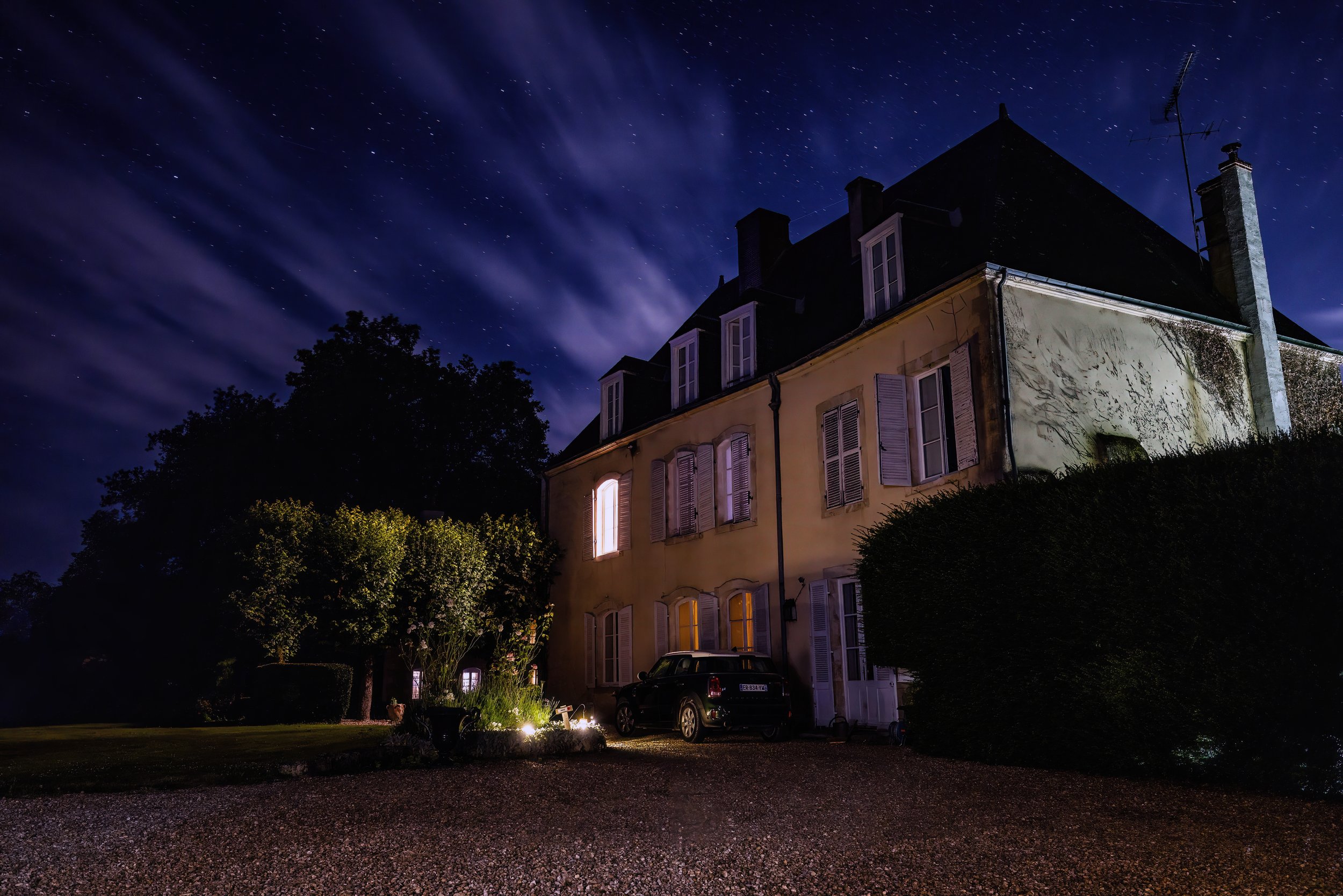 PARIS NIGHTS-6-DeNoiseAI-severe-noise.jpg