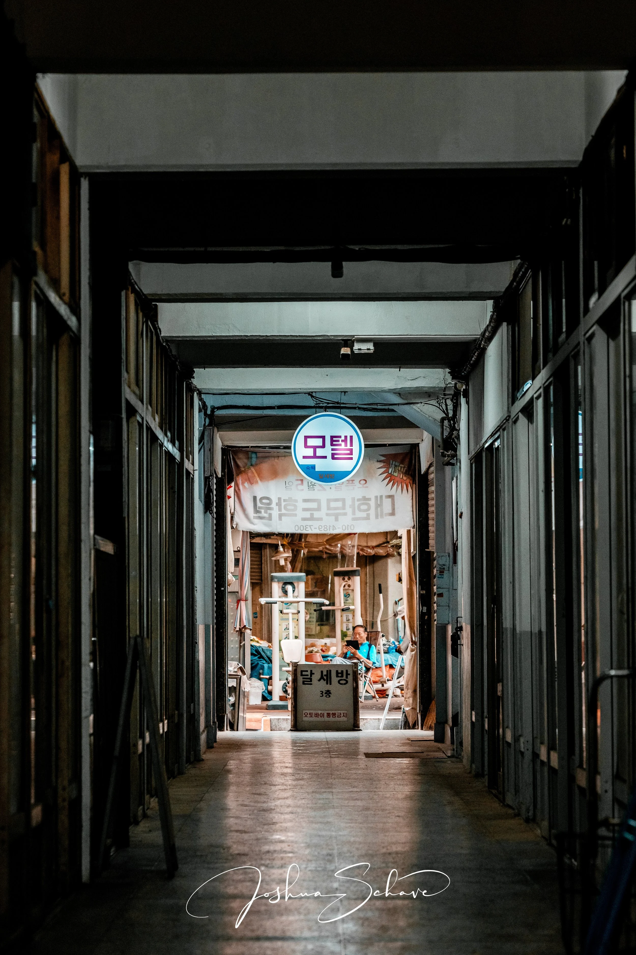 FISH MARKET TOP-29 2.JPG