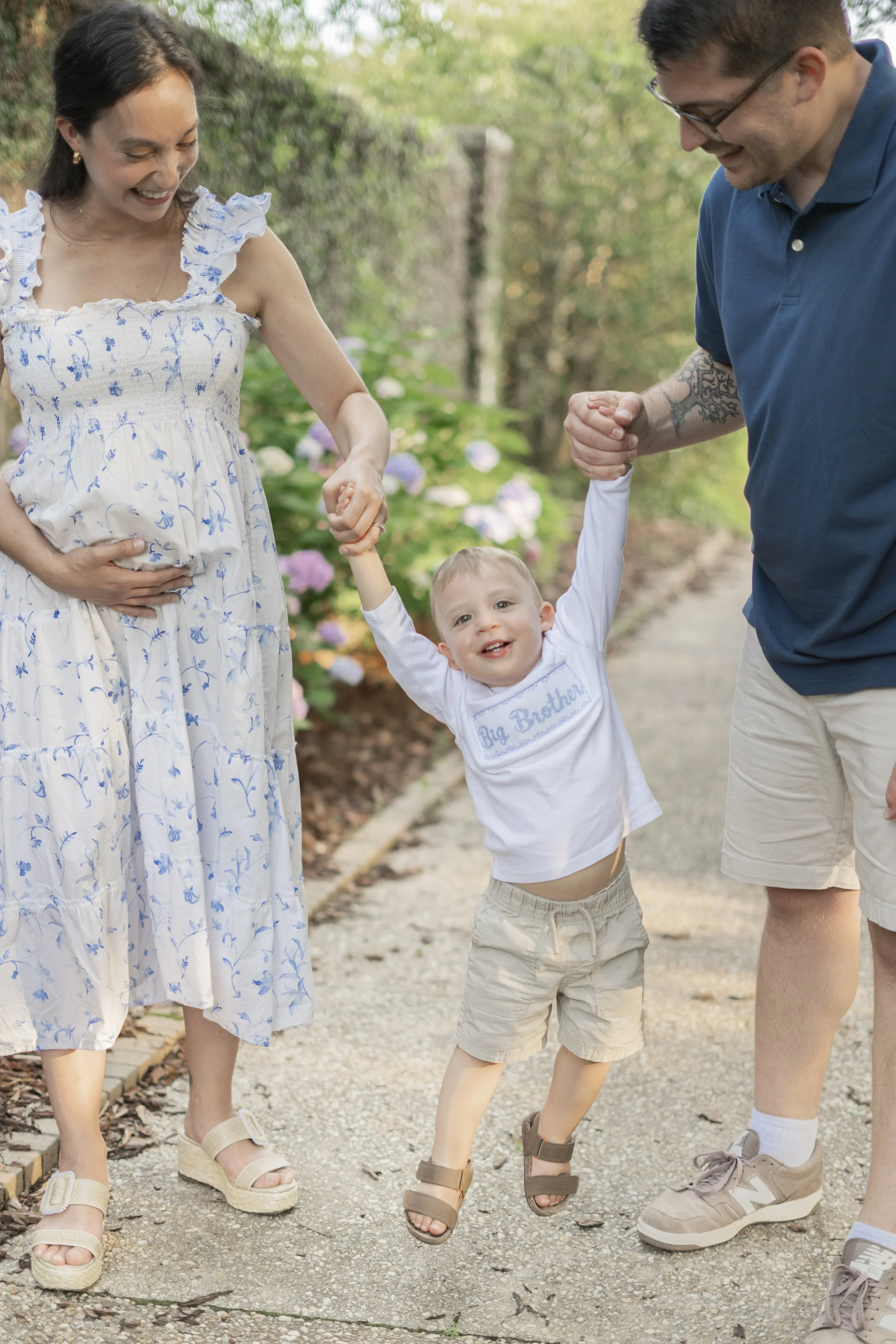 Auburn Art Museum Maternity Family Session