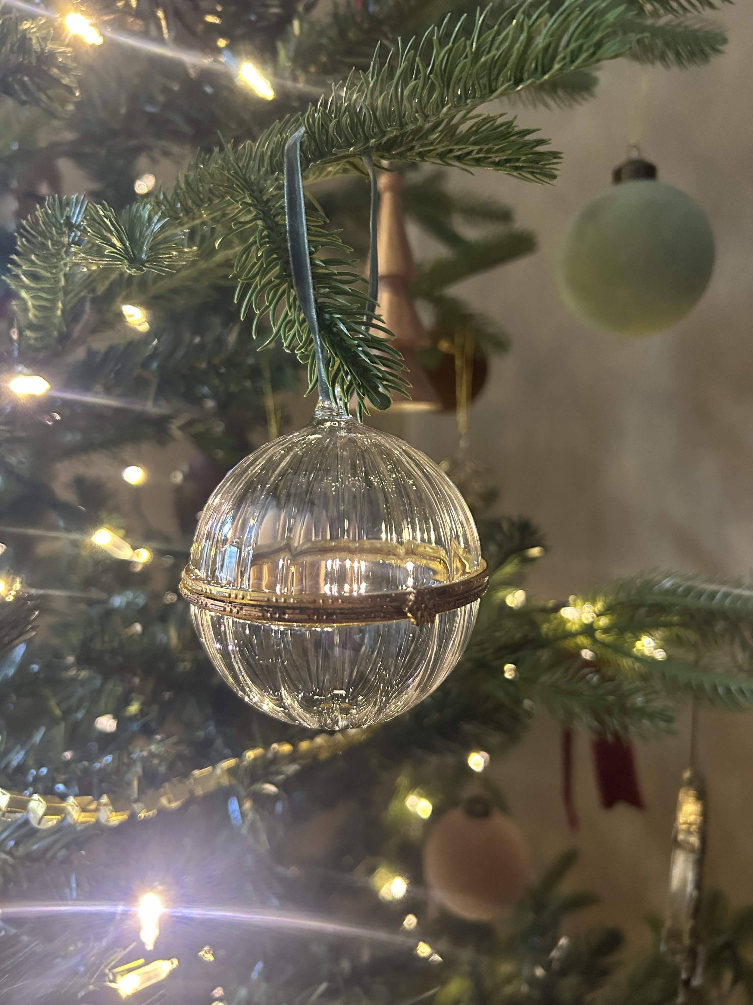 Hinged Glass Baubles