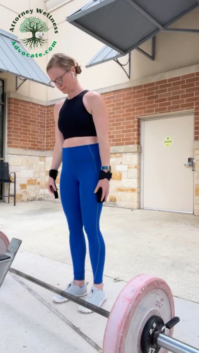 Goal Check – May 2025
Checking in on my strength goals this month:
✅ Hit my bodyweight on the deadlift – a solid benchmark for beginners and a great reminder of how far I’ve come.
🔄 Chin-ups and pull-ups are still a work in prog