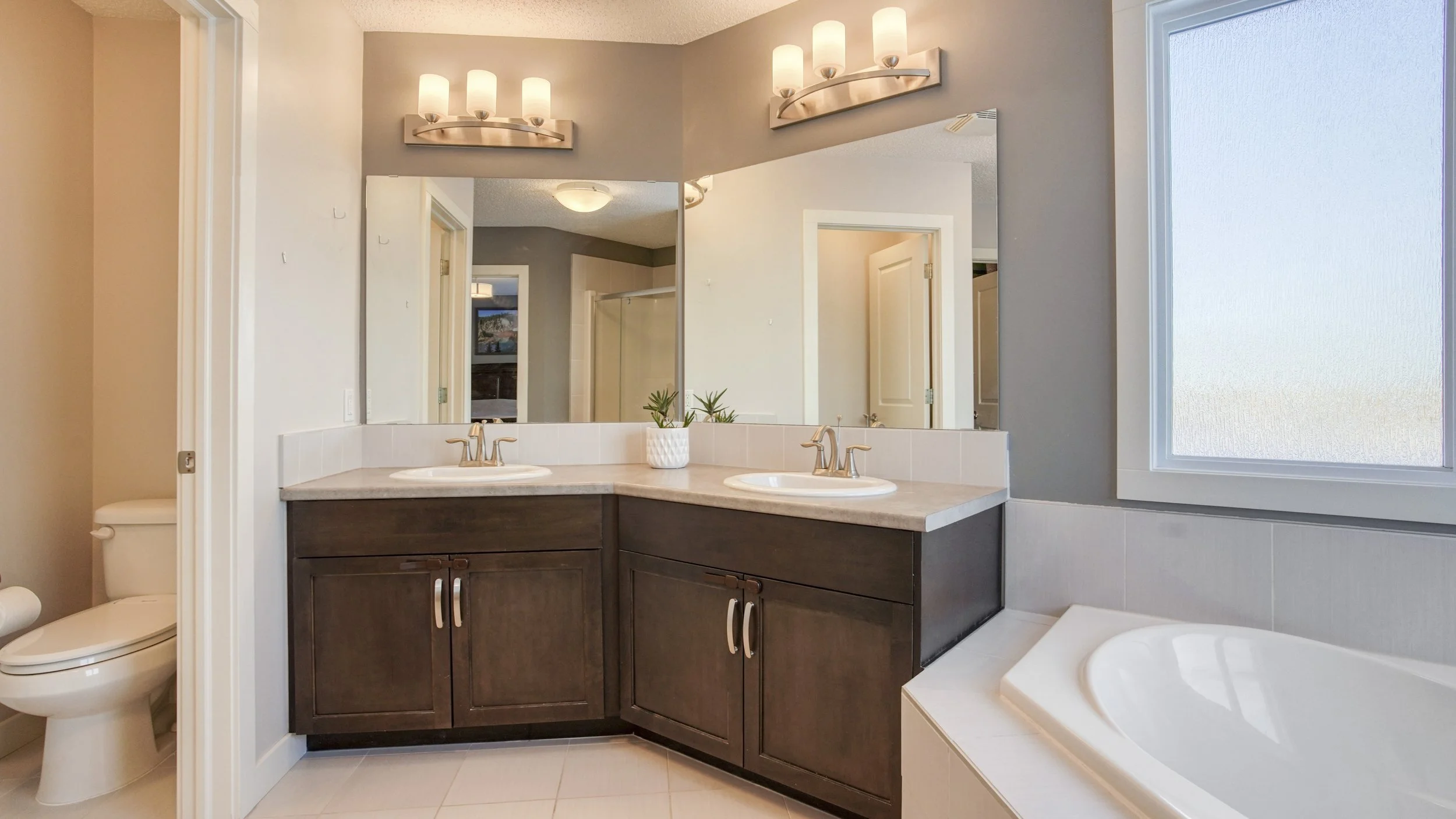 Virtual Xposure - Interior Image - (41).JPG