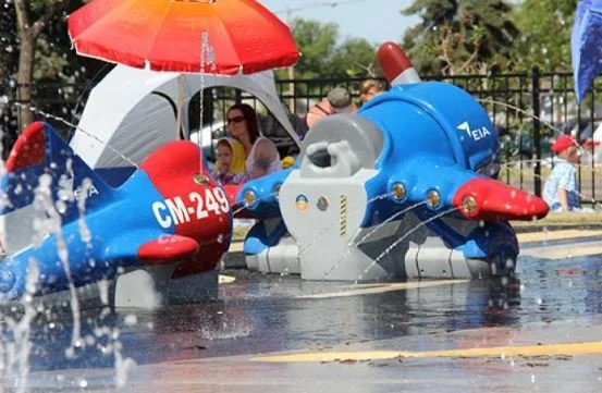 Leduc also has a free spray park found next to the outdoor pool!