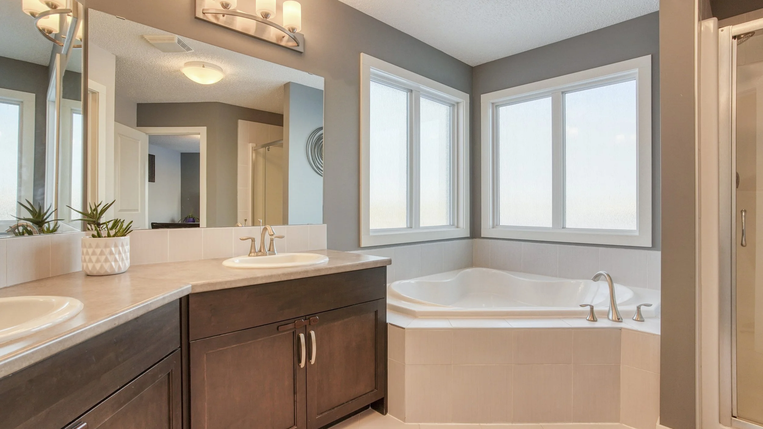 Virtual Xposure - Interior Image - (44).JPG