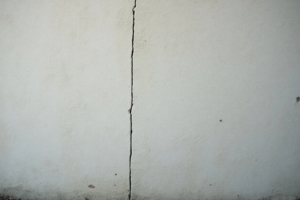 Why Do Foundations Crack? (6 Reasons Why)