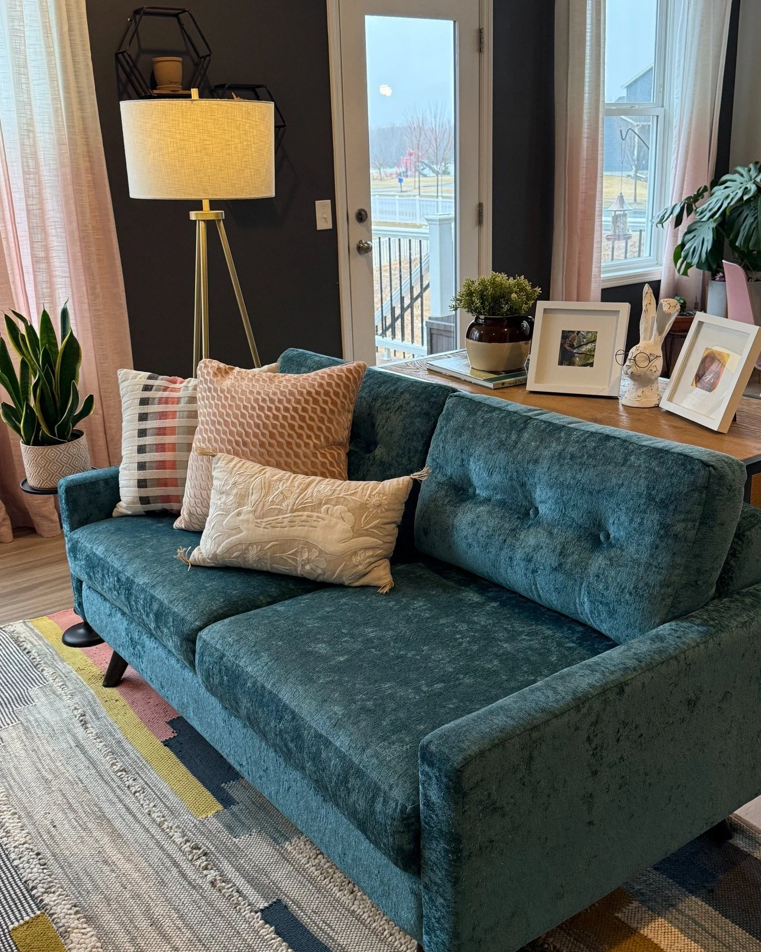 Today is World Mental Health Day. 😌 🧠 Here is why organization actually matters:

- People living in cluttered homes tend to have higher cortisol
- Clutter competes for our mental attention &mdash; it makes focus harder, adds mental friction, and l