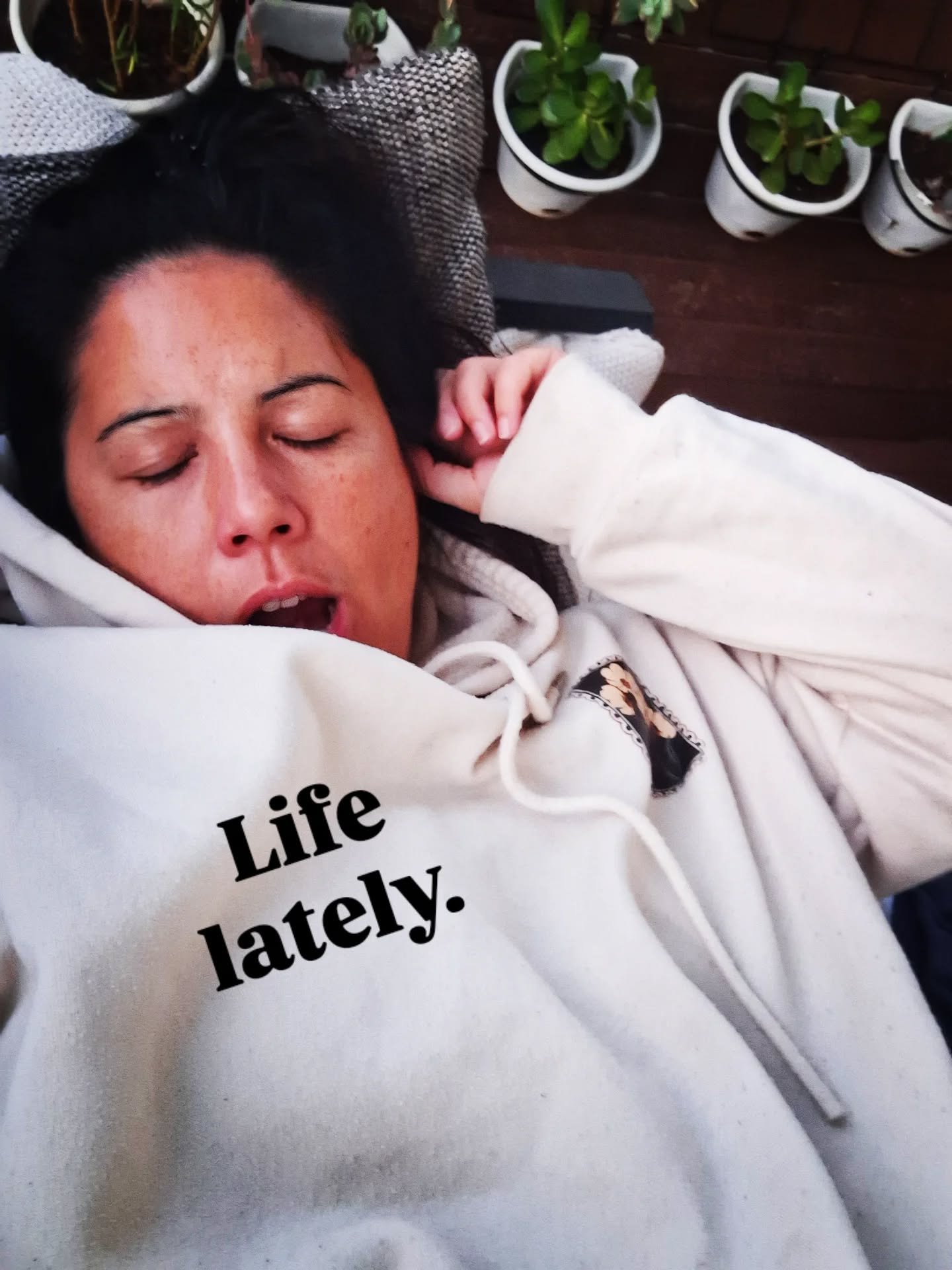 🌻🛌🌟🪱🐾🌙
.
A. Little. Of. All. The. Things.
.
#lifelately #lifeupdate #authorlife #spookymg