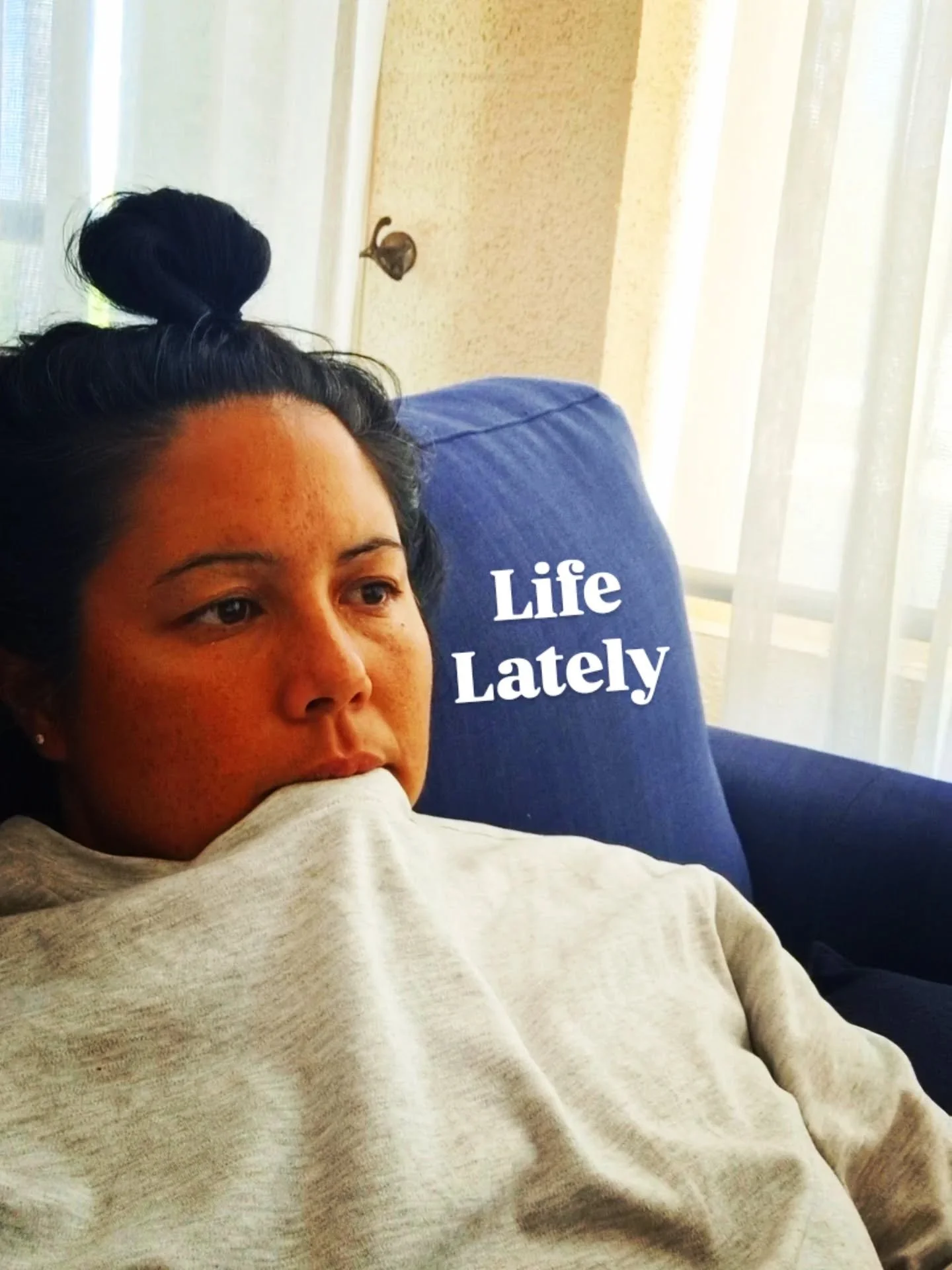 💜 Life lately 💜
.
Bit slow on the reading front as i seem to meander back to some old comfort reads instead of all the shiny new ones sitting in my kindle. Im reading HP to the kids every night, currently a third through book 2. I have issue with R