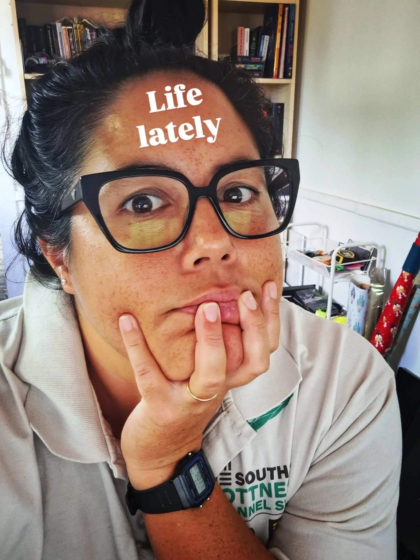 Life lately 💜 
.
Mgk concert
Introduced to Honestav
Feeling all the creativeness
Exhausted from school holidays
Happy i did hard things
Lightly reading
.
You? 💙 
.
#lifelately #lifeupdate #life