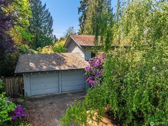 Seller in Bellevue | $1,105,000