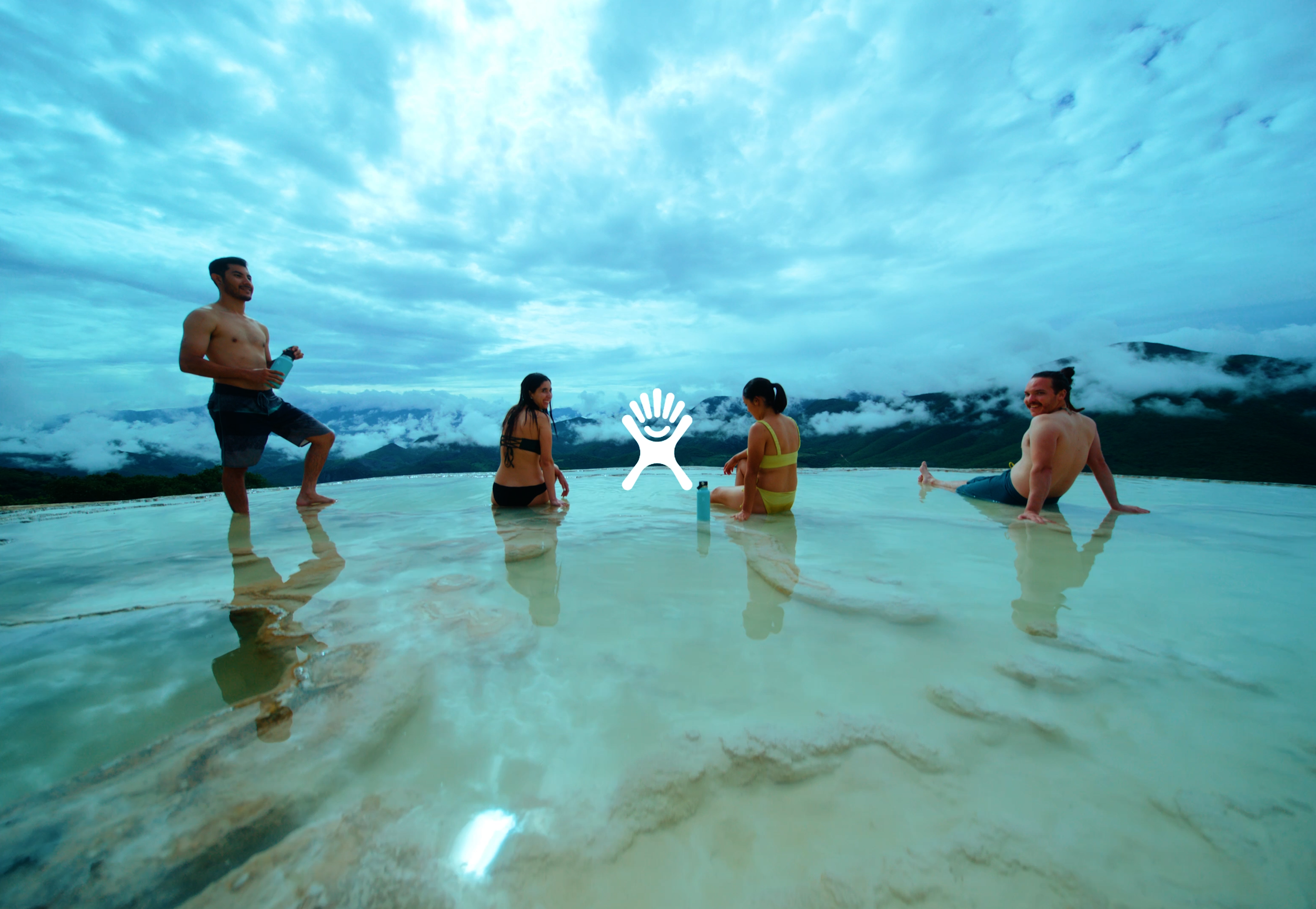 HF_WANDER THE COLORS OF OAXACA_DIRECTORS CUT_V2.00_02_42_16.Still013.PNG