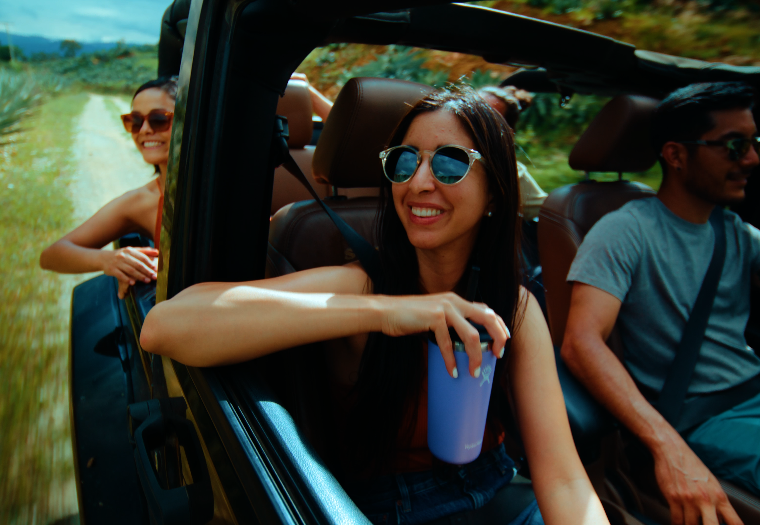 HF_WANDER THE COLORS OF OAXACA_DIRECTORS CUT_V2.00_02_04_00.Still007.PNG