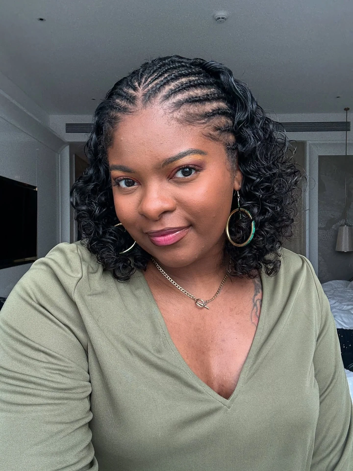 I&rsquo;m not rushing, I&rsquo;m not begging, I&rsquo;m not over-explaining. I&rsquo;m resting, I&rsquo;m building, I&rsquo;m traveling, I&rsquo;m loving on my family. This era feels peaceful. 🤍 

#shaaktheworld #africatravel #worldtraveller