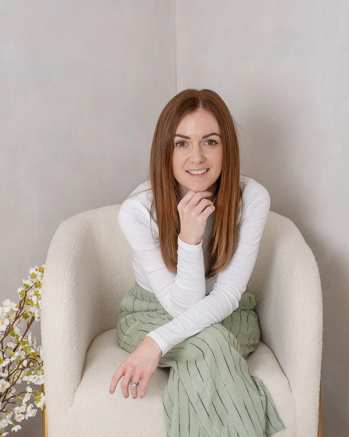 Help me choose a new profile picture! 🫡 ❤️
After putting off a brand shoot forever, after seeing my clients @monetsfloristry beautiful images - I decided to get it done! Thank you @hercreativebranding for such a wonderful process (especially for so