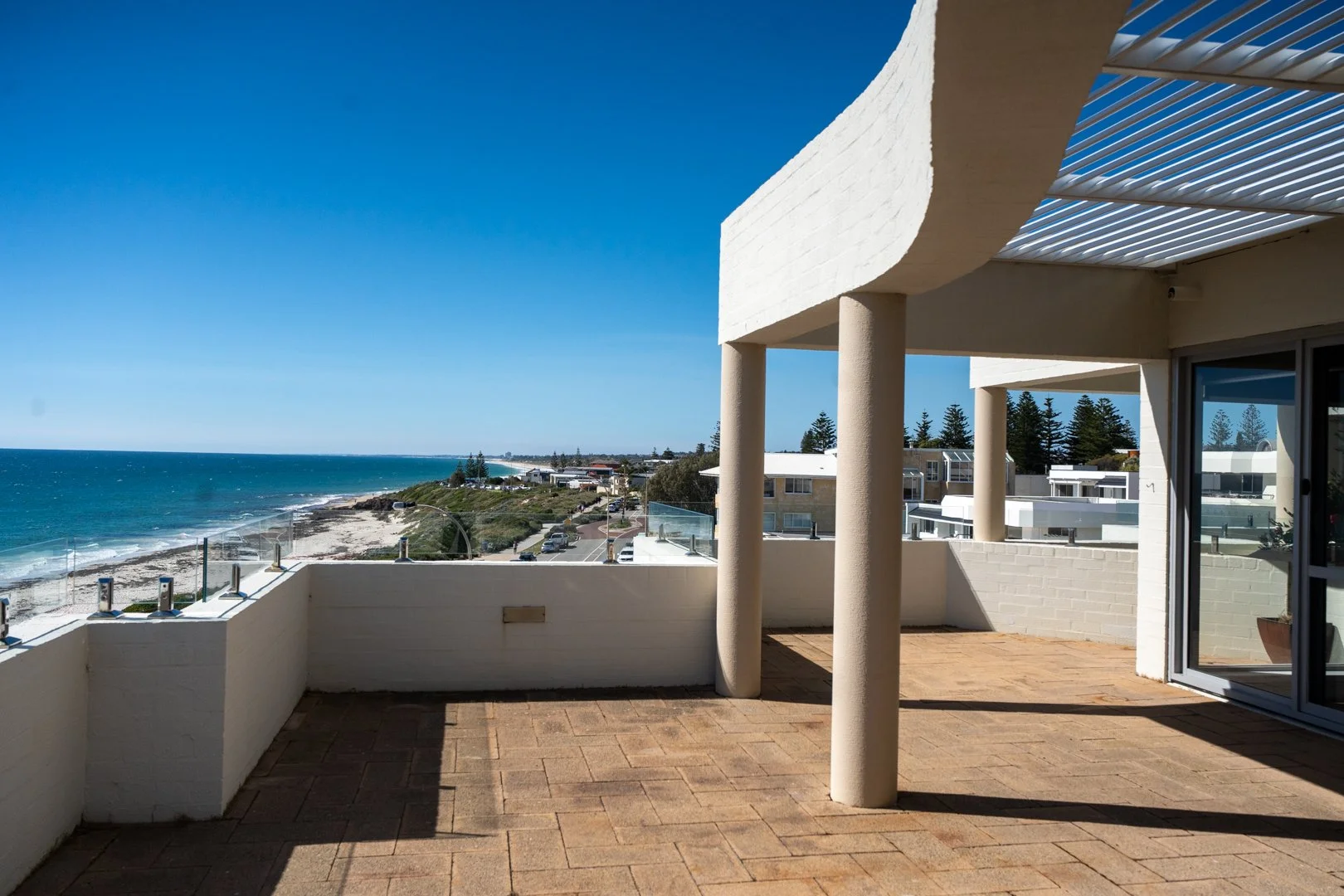 Cottesloe Beach View Apartments 16-25.jpg