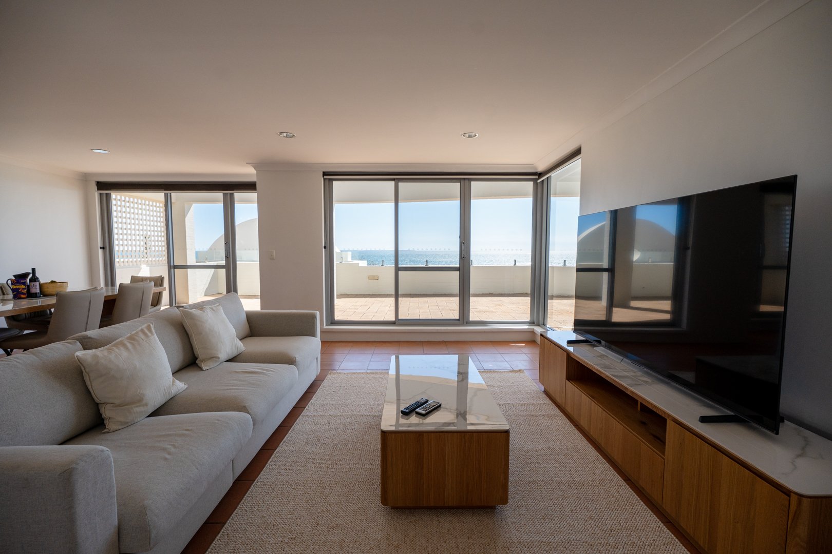 Cottesloe Beach View Apartments 16.jpg