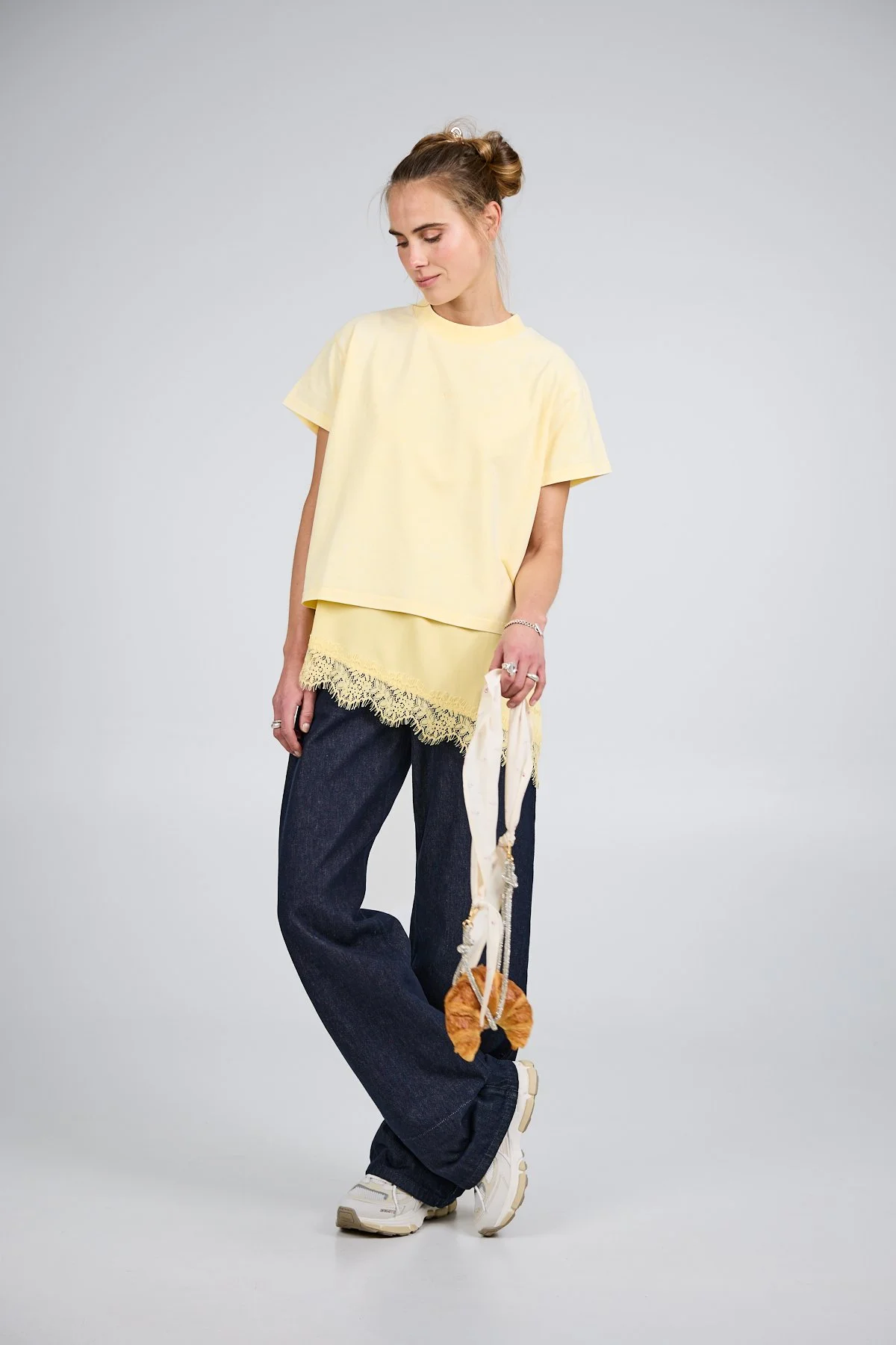 Ella Boxy T-Shirt Butter Yellow Acid 10051540100001 _47.jpg