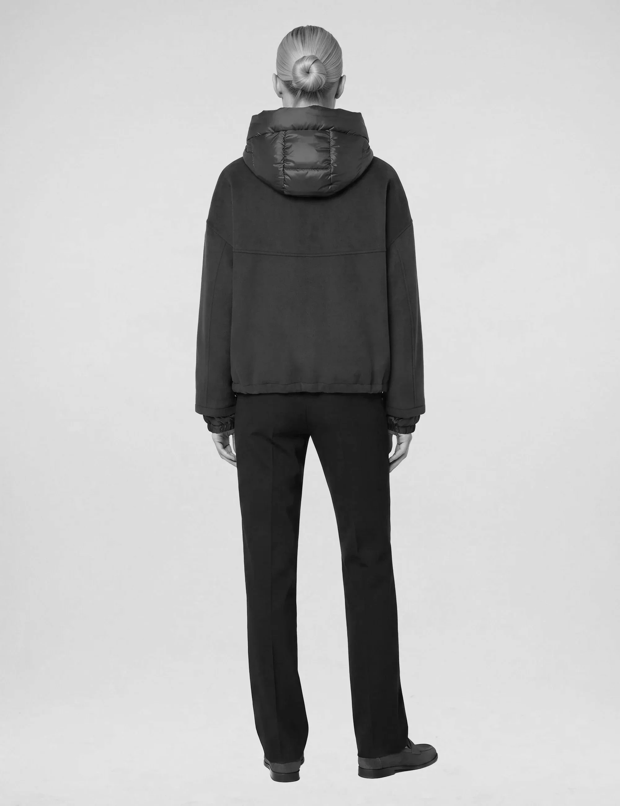 4099795233829_model_back_grey.jpg