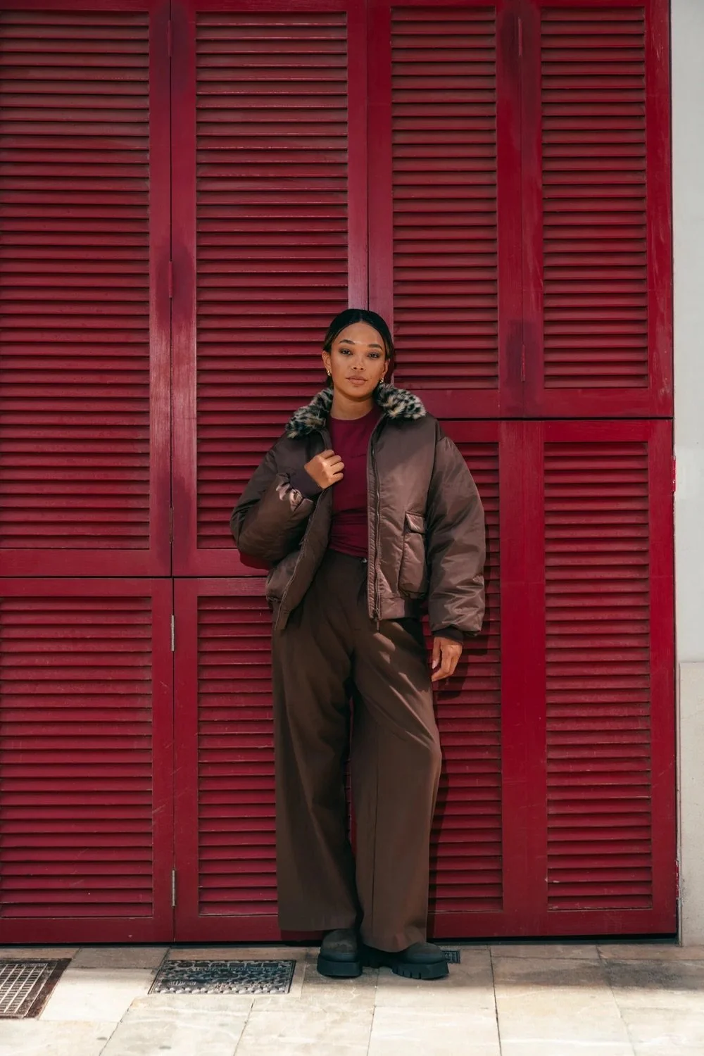 RunaBomberjacket_DarkBrown_3.jpg