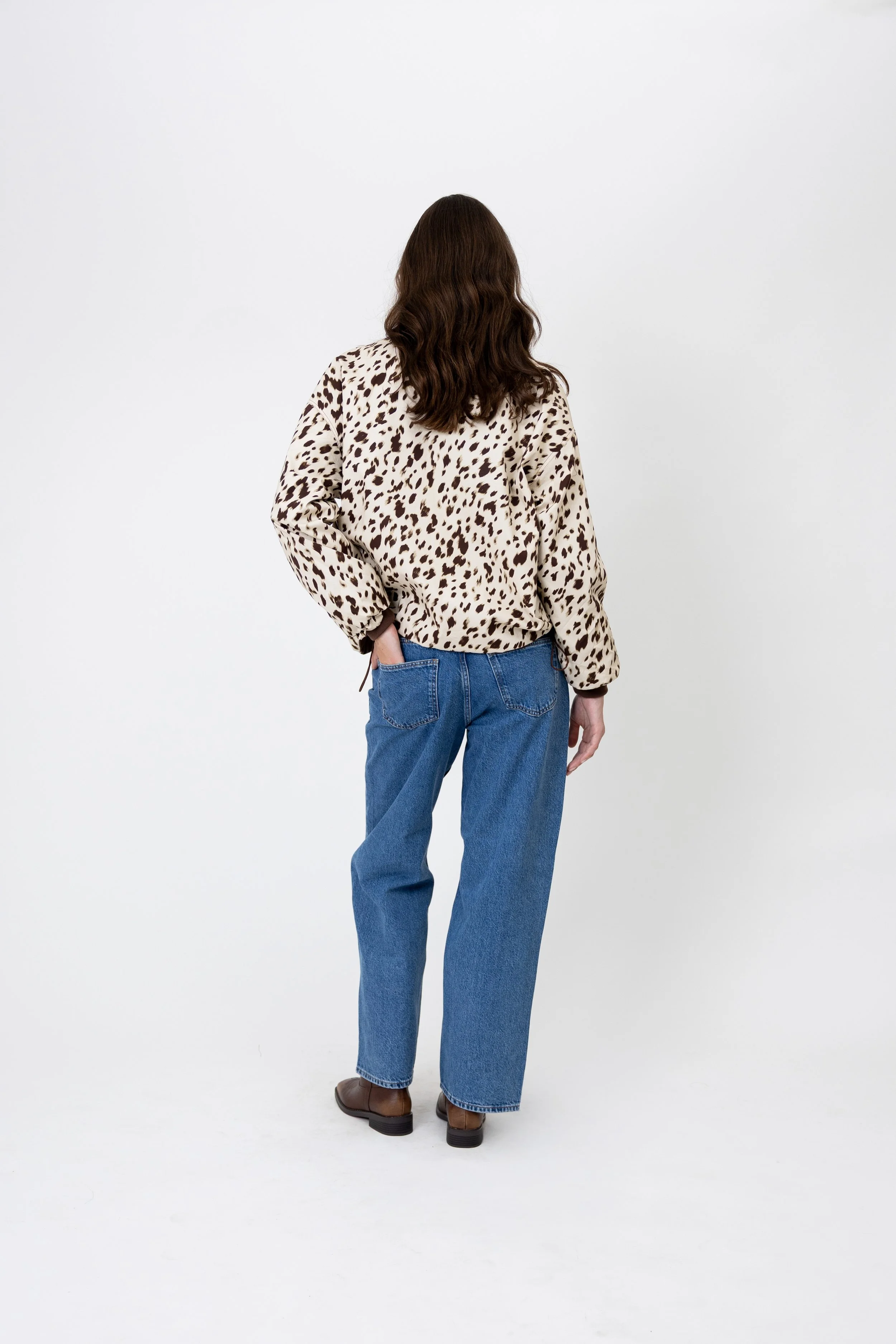 Amine Reversible Jacket_Dark-Brown-Cow_100670 8065_3271.jpeg
